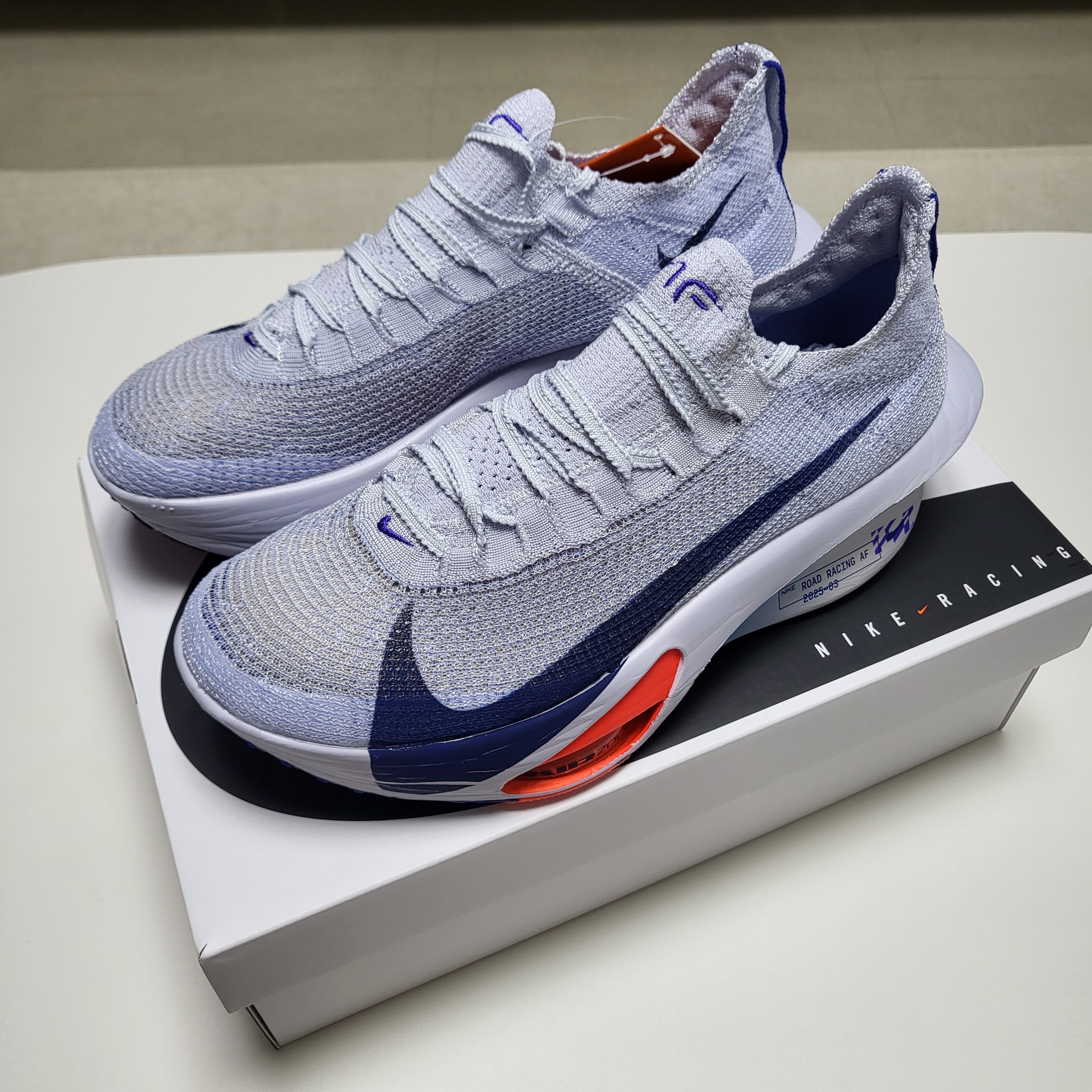 Nike Air Zoom Alphafly Next% 3 Football Grey Ghost 착용 스타일 - 1