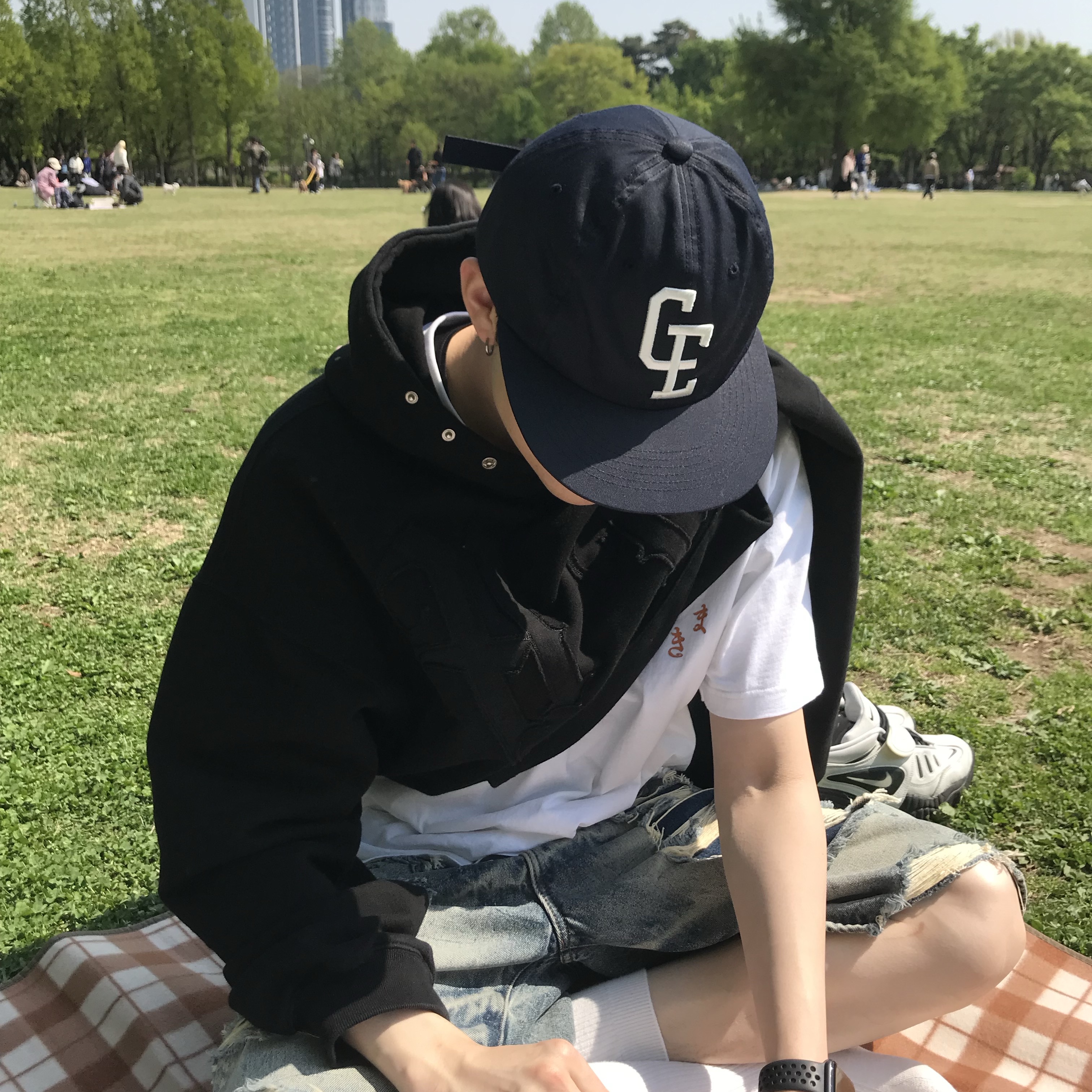 Garden express GE Ball Cap navy 착용 스타일
