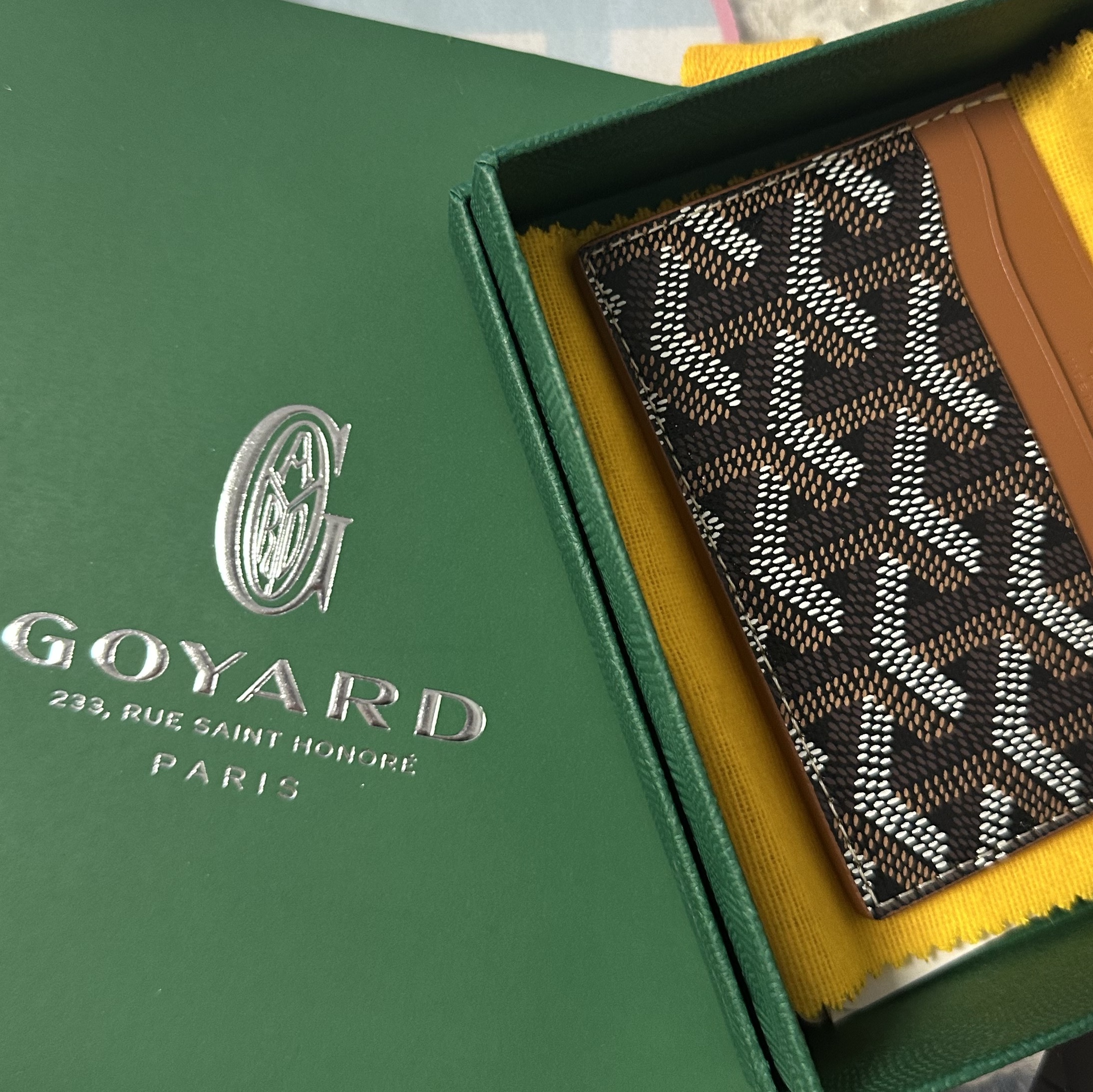 Goyard Saint Sulpice Card Holder Noir Tan 착용 스타일
