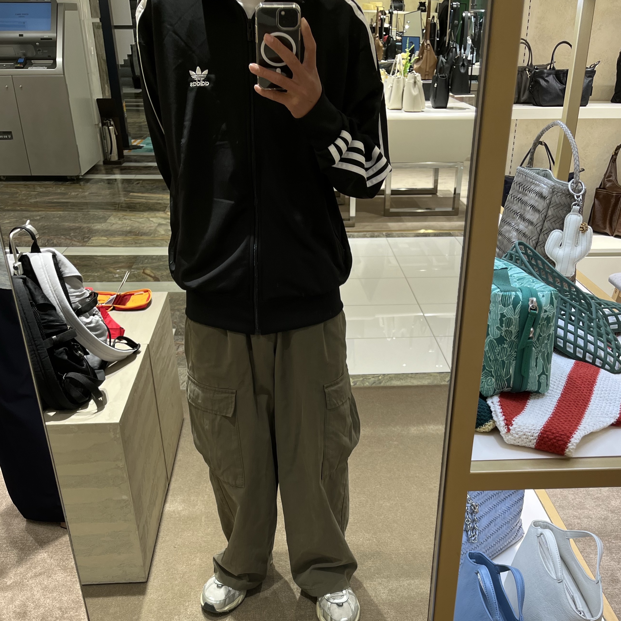 Adidas Adicolor Classics Firebird Track Top Black - KR Sizing 착용 스타일