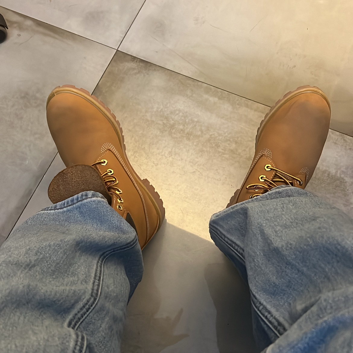 Timberland Premium 6 inch Waterproof Boot Wheat Nubuck - Wide 착용 스타일