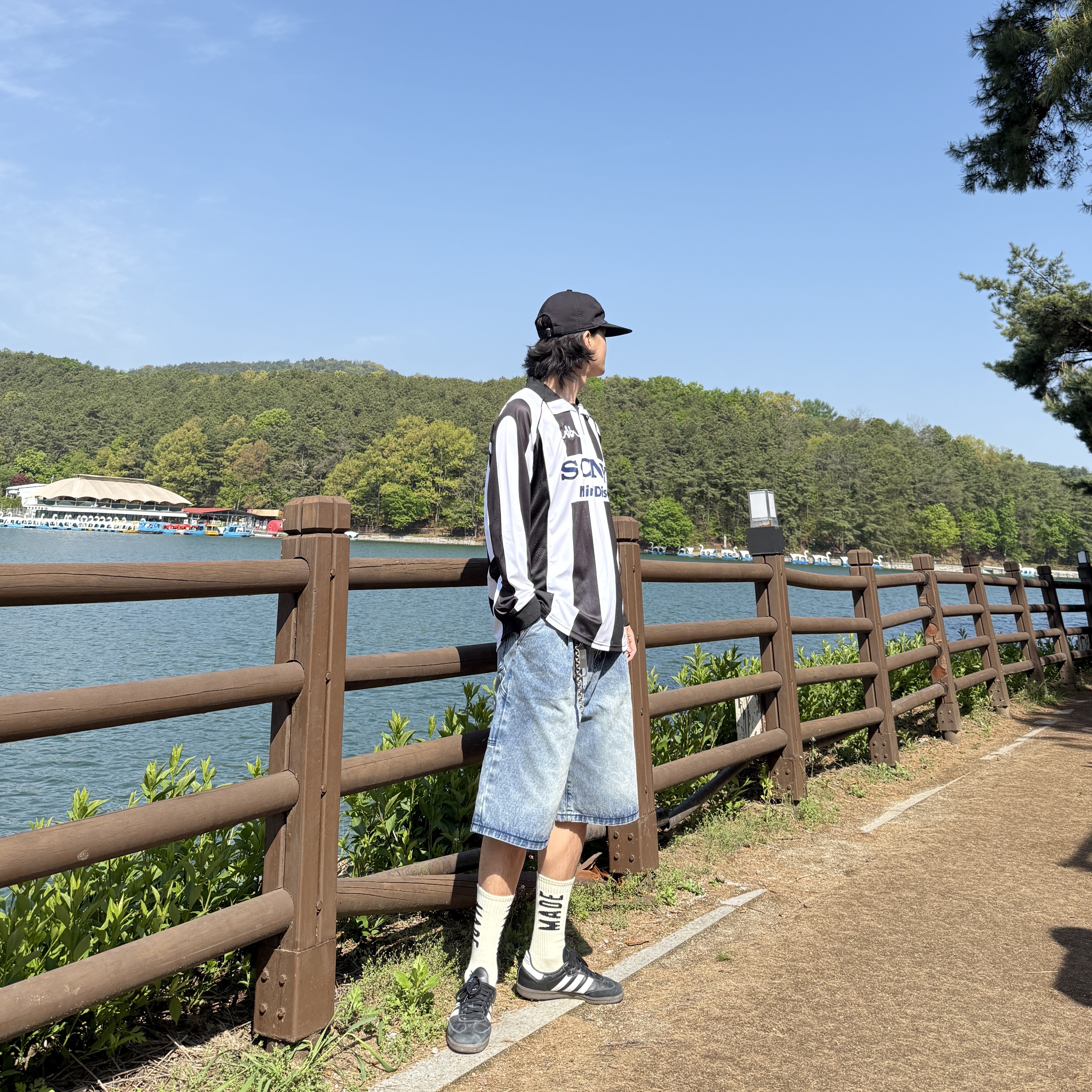 Human Made HM Logo Socks White 착용 스타일 - 1