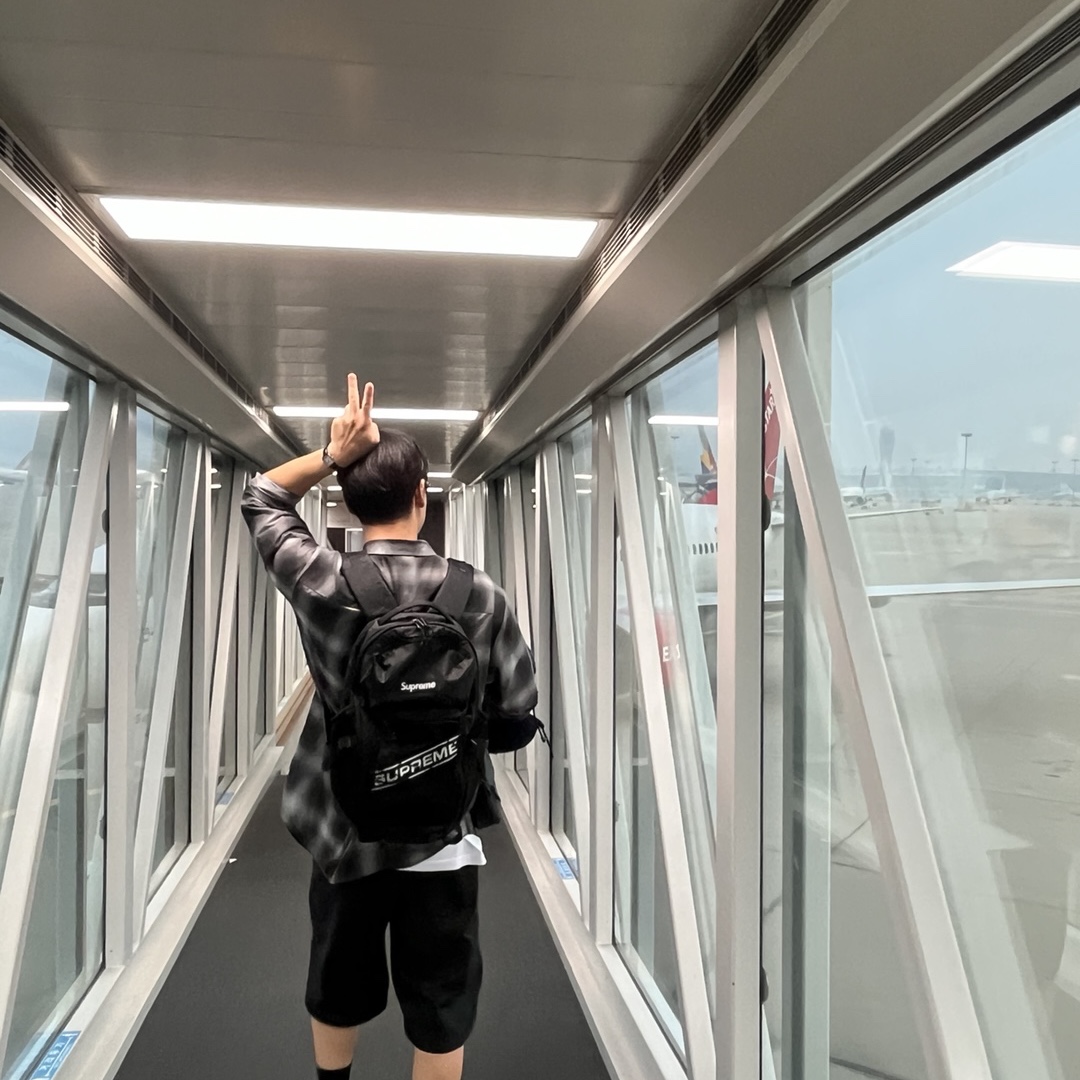 Supreme Backpack Black - 23FW 착용 스타일 - 3
