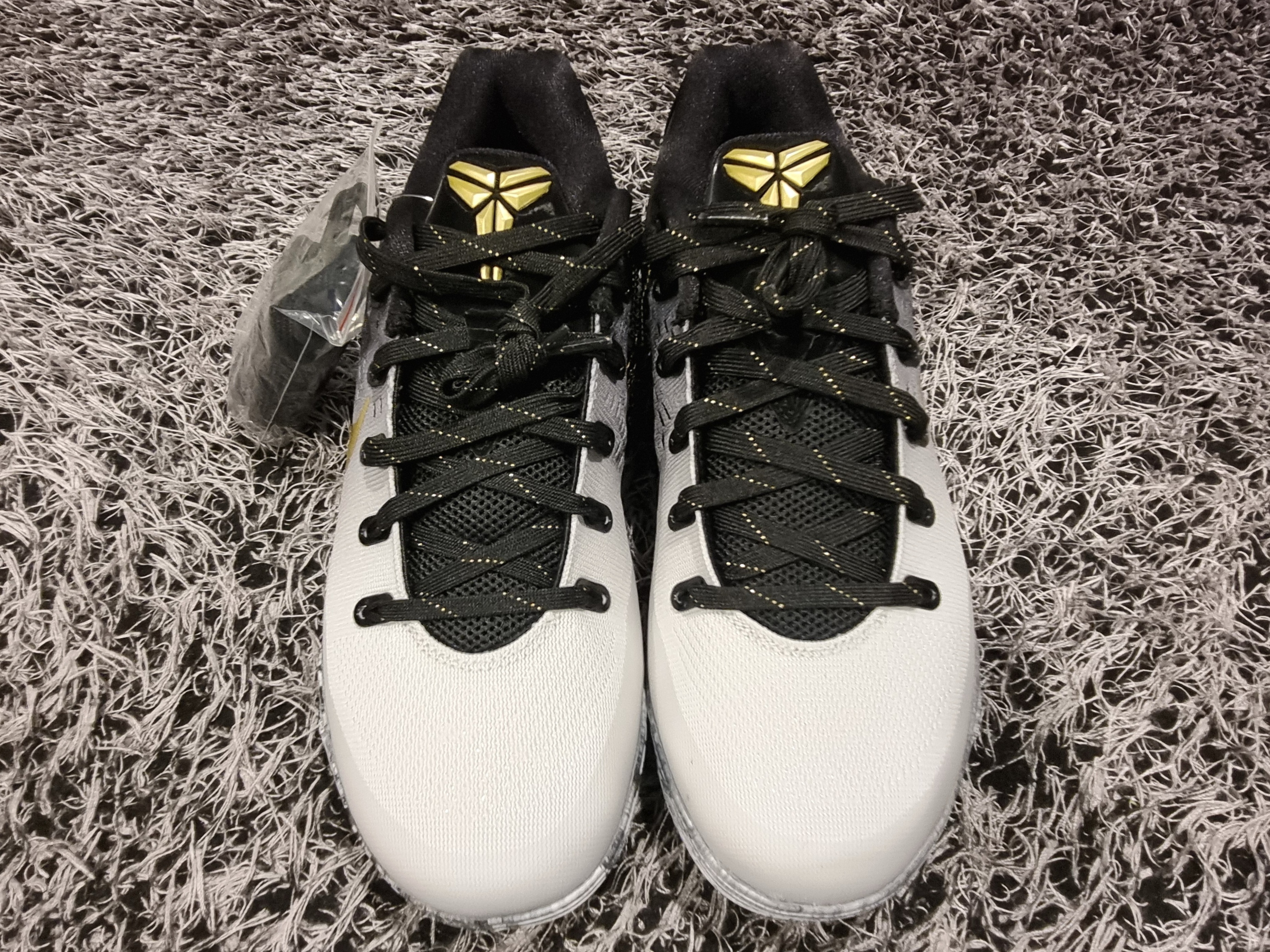 Nike Kobe 9 EM Low Protro Mambacita 착용 스타일 - 4