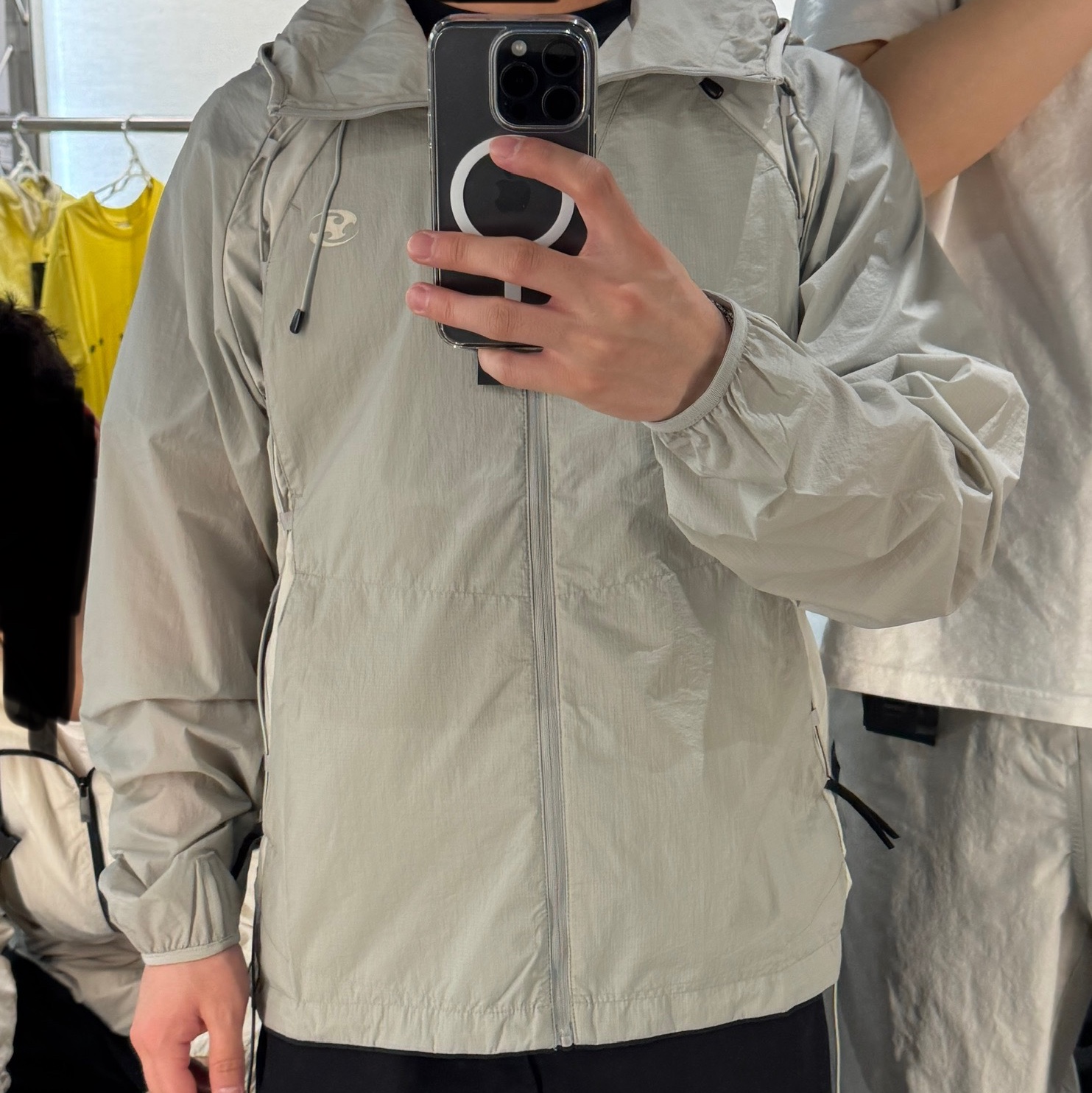 Sansan Gear Backpack Jacket Light Grey - 24SS 착용 스타일 - 1