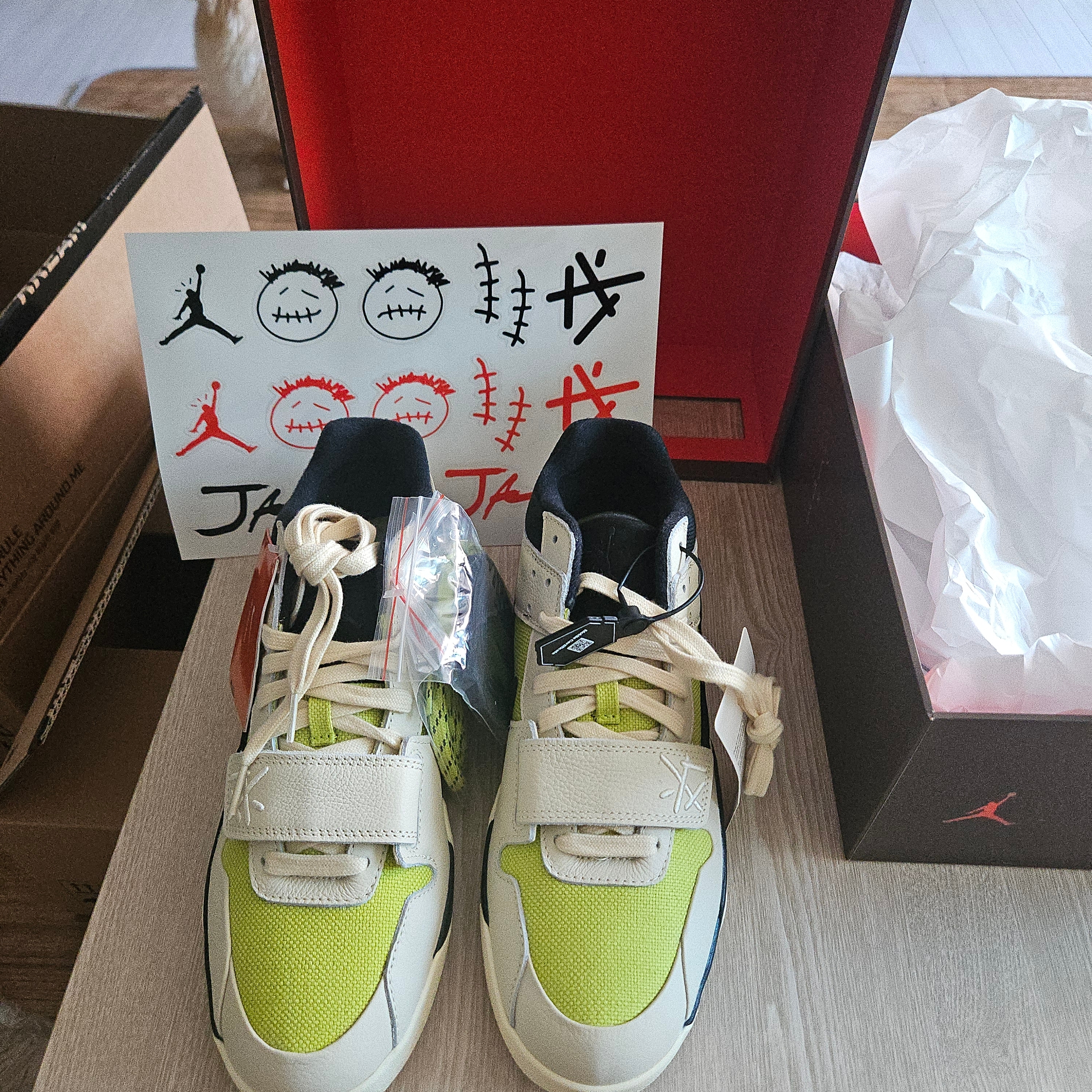 Jordan x Travis Scott Jumpman Jack TR Bright Cactus, Essentials Heavy Jersey Crewneck T-Shirt Ink - 24SS 착용 스타일 - 4