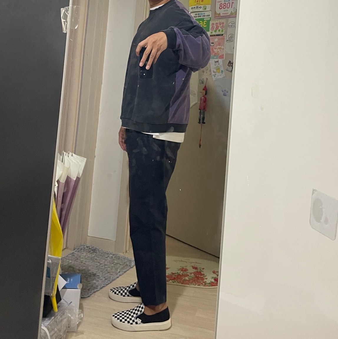 Kapital 2 Tone Big Fleece Sweatshirt Black Purple 착용 스타일 - 2