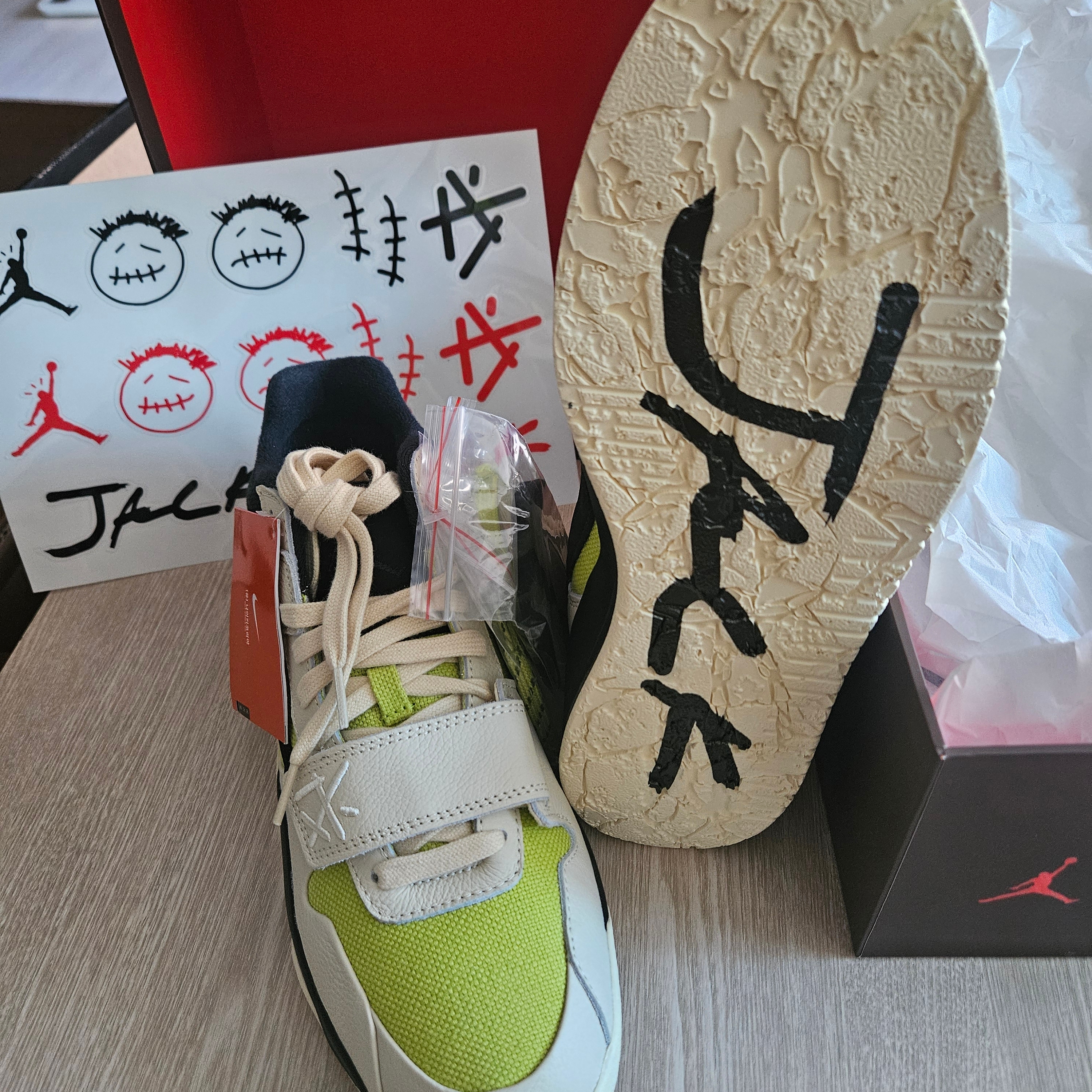 Jordan x Travis Scott Jumpman Jack TR Bright Cactus, Essentials Heavy Jersey Crewneck T-Shirt Ink - 24SS 착용 스타일 - 6