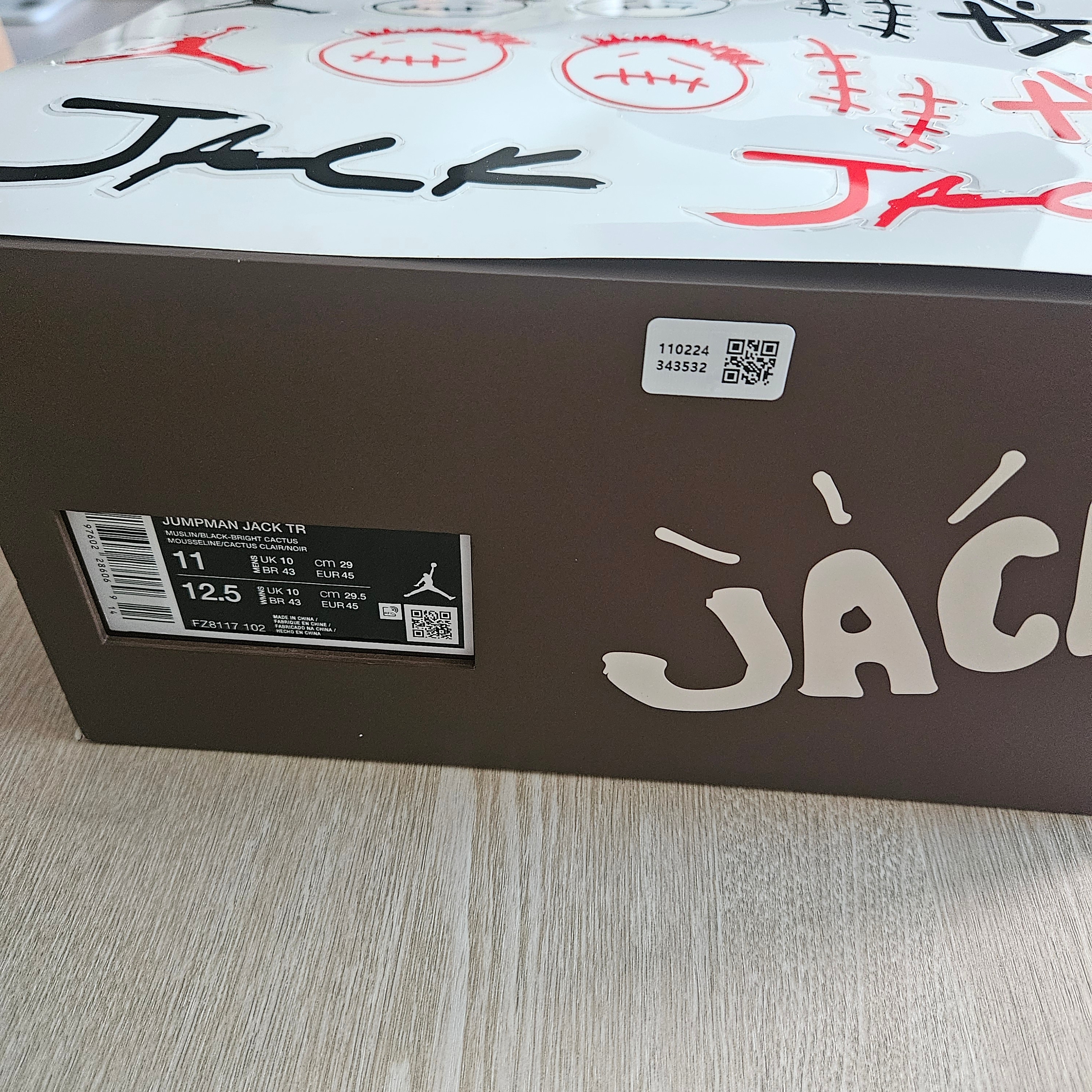 Jordan x Travis Scott Jumpman Jack TR Bright Cactus, Essentials Heavy Jersey Crewneck T-Shirt Ink - 24SS 착용 스타일 - 2