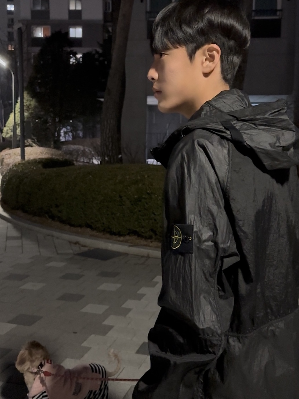 Stone Island 42020 Nylon Metal Watro-TC in Econyl Regenerated Nylon Hooded Jacket Black - 24SS 착용 스타일