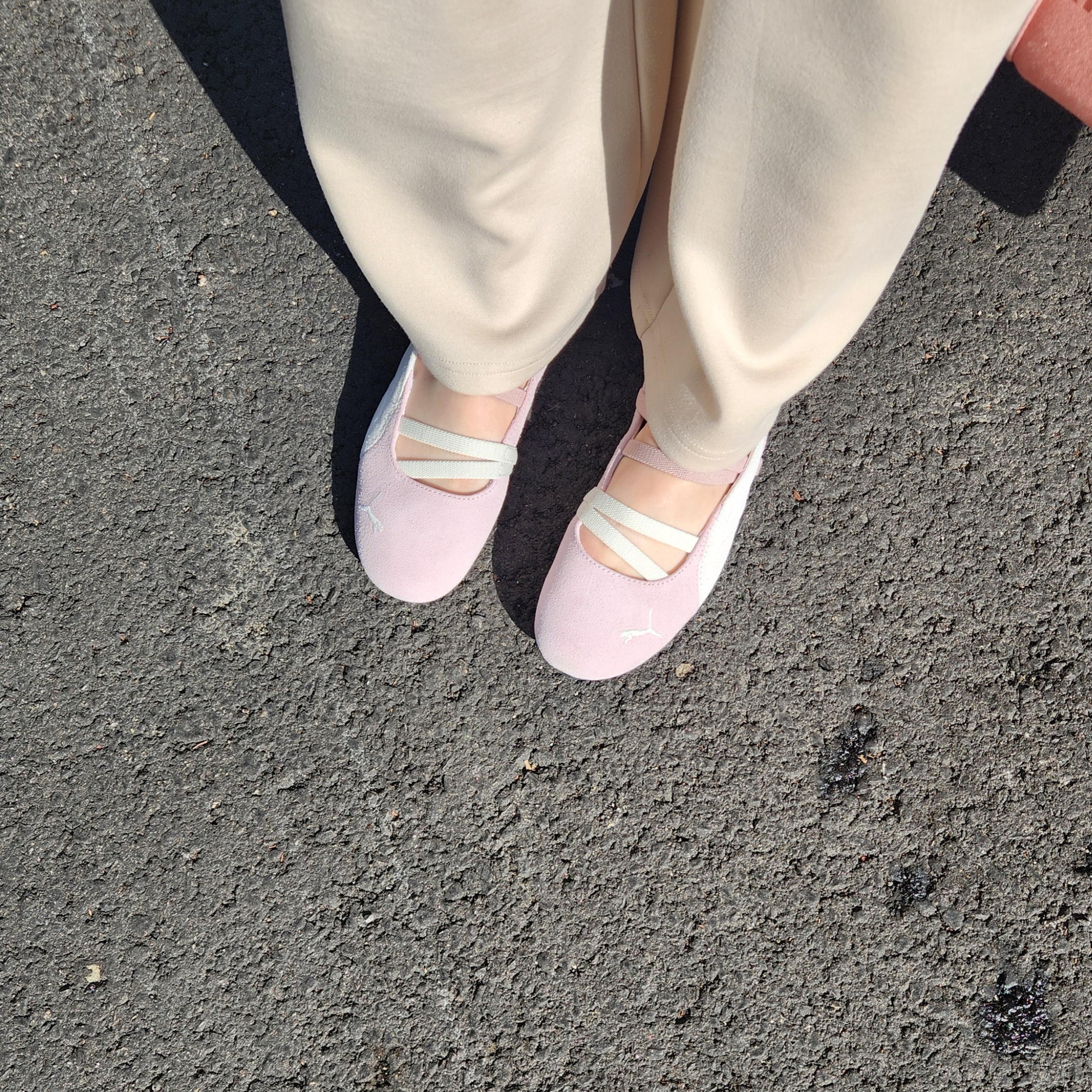 (W) Puma Speedcat Ballet Suede Whisp of Pink Puma White 착용 스타일
