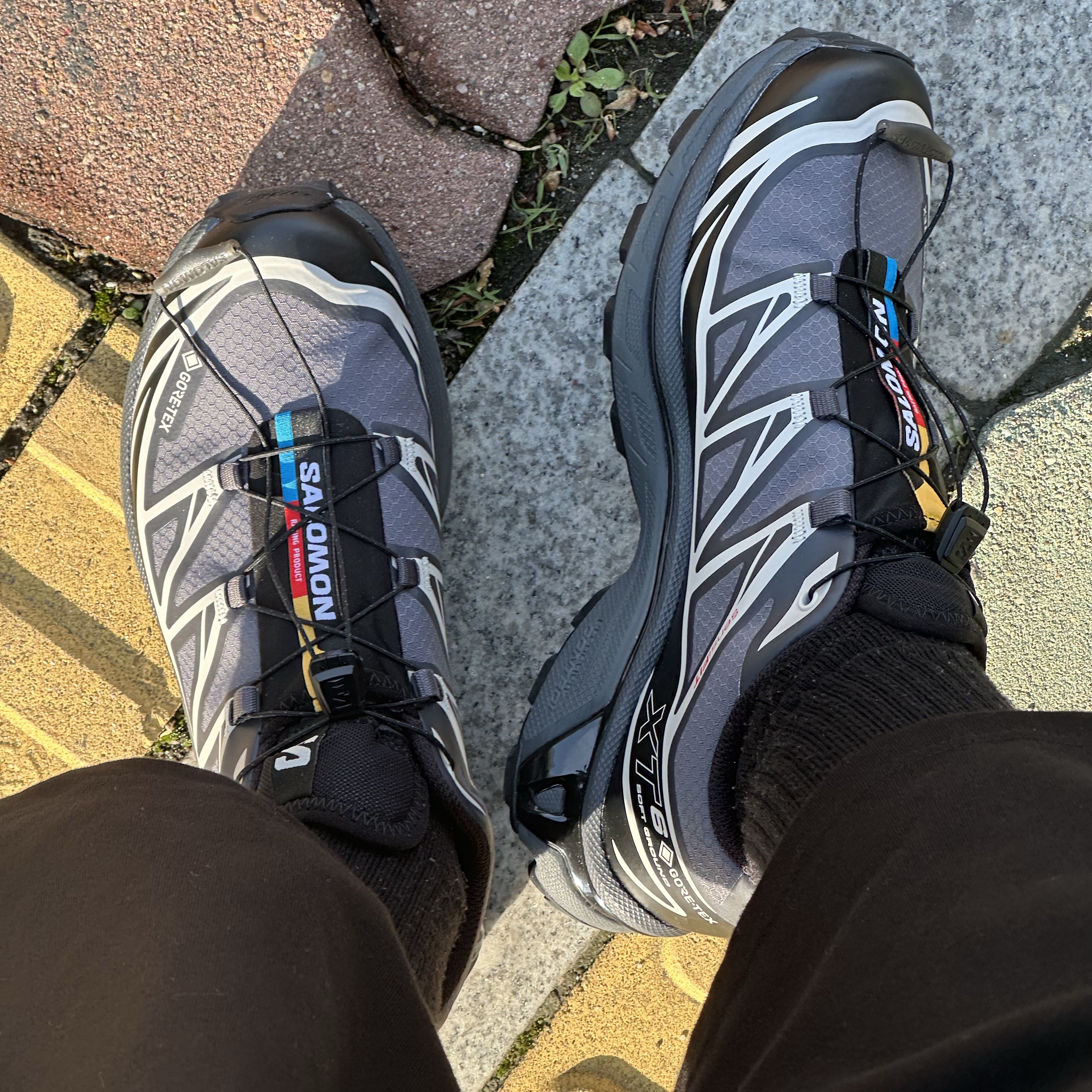Salomon XT-6 Gore-Tex Black Ebony 착용 스타일