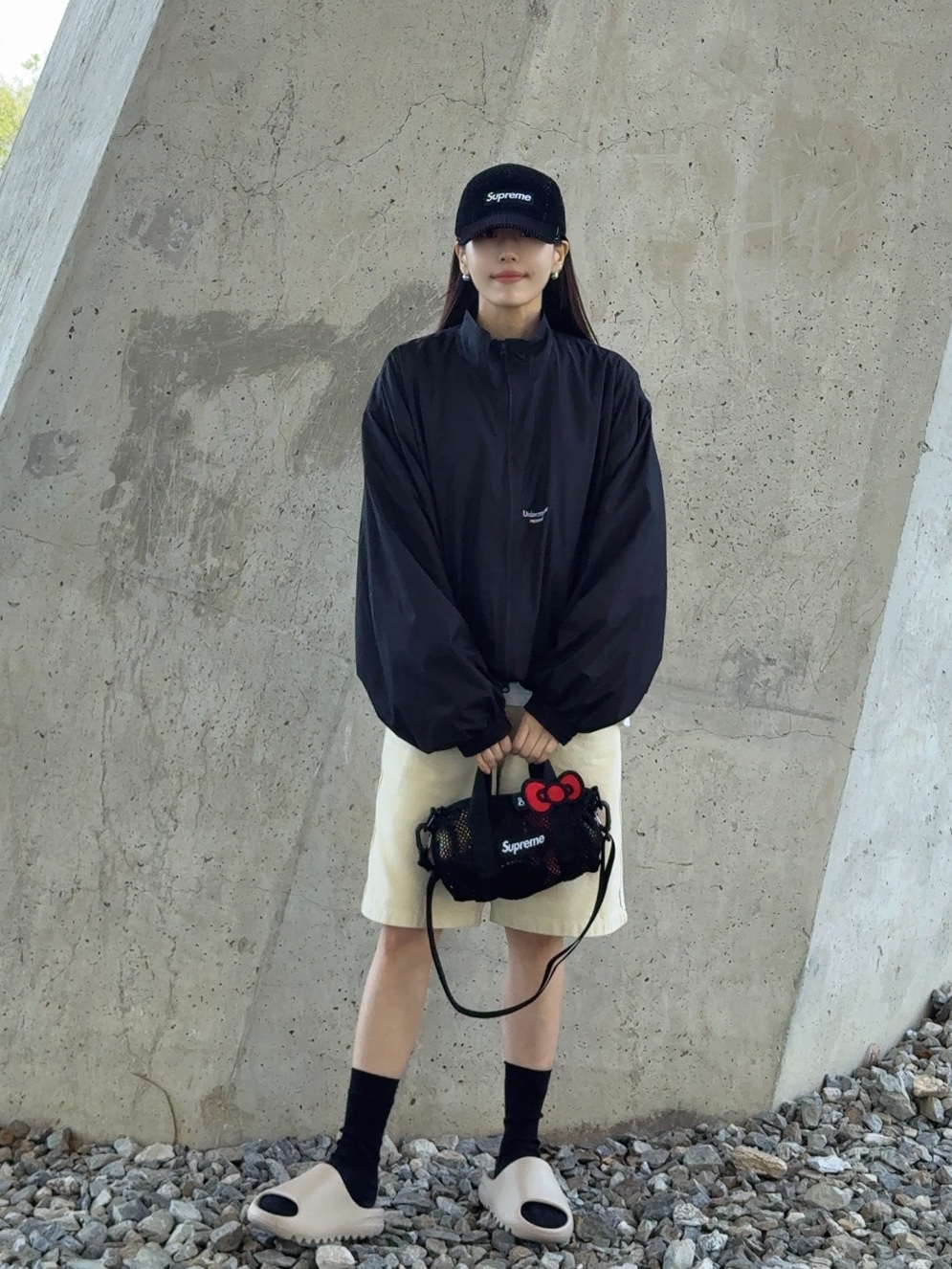 Supreme 2-Tone Corduroy Camp Cap Black - 23SS, Undermycar Mu.24 Anti Fxxking Logo Play Crop Zip-up Jacket Black 착용 스타일 - 1