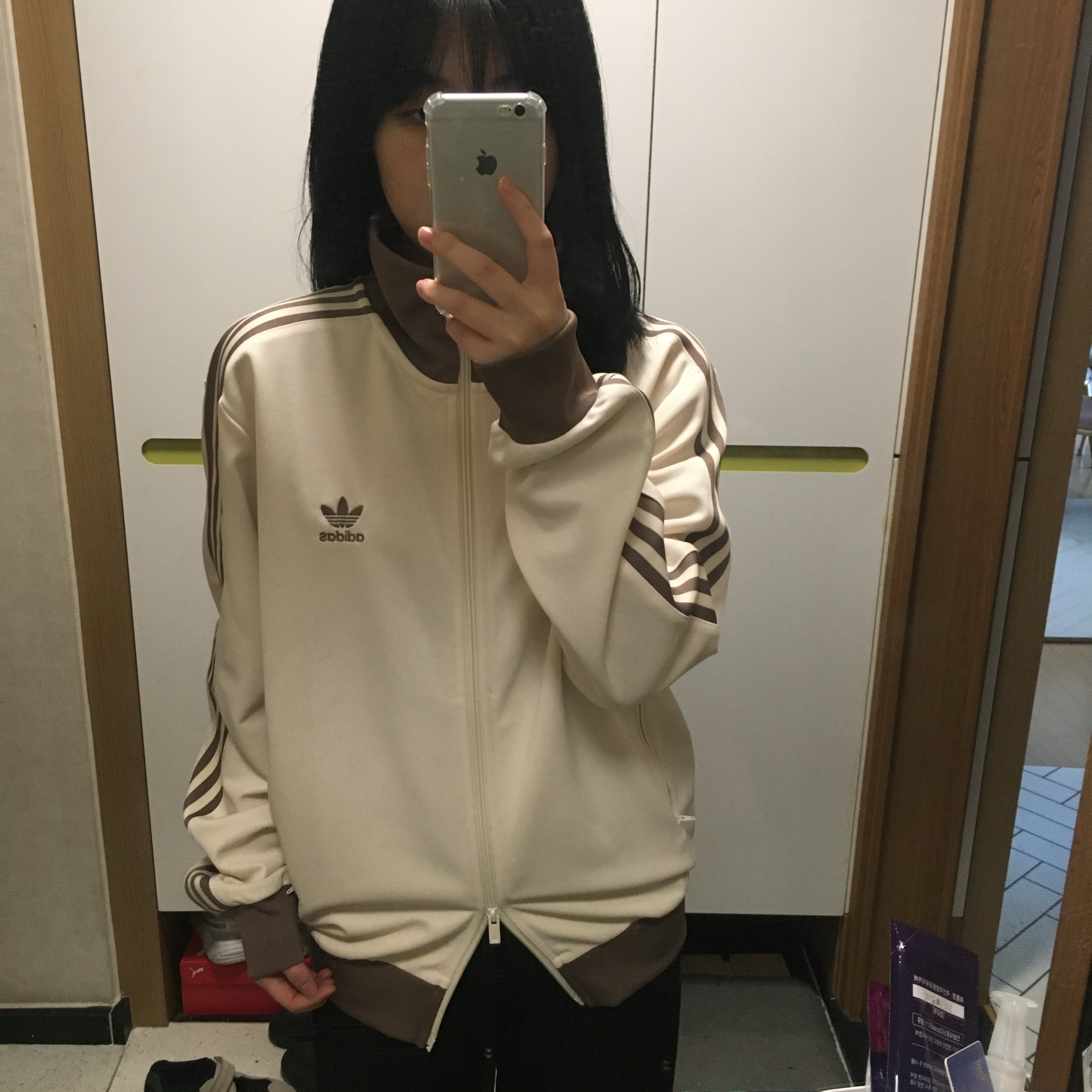 Adidas Adicolor Classic Beckenbauer Track Top Wonder White Trace Brown - KR Sizing 착용 스타일 - 1