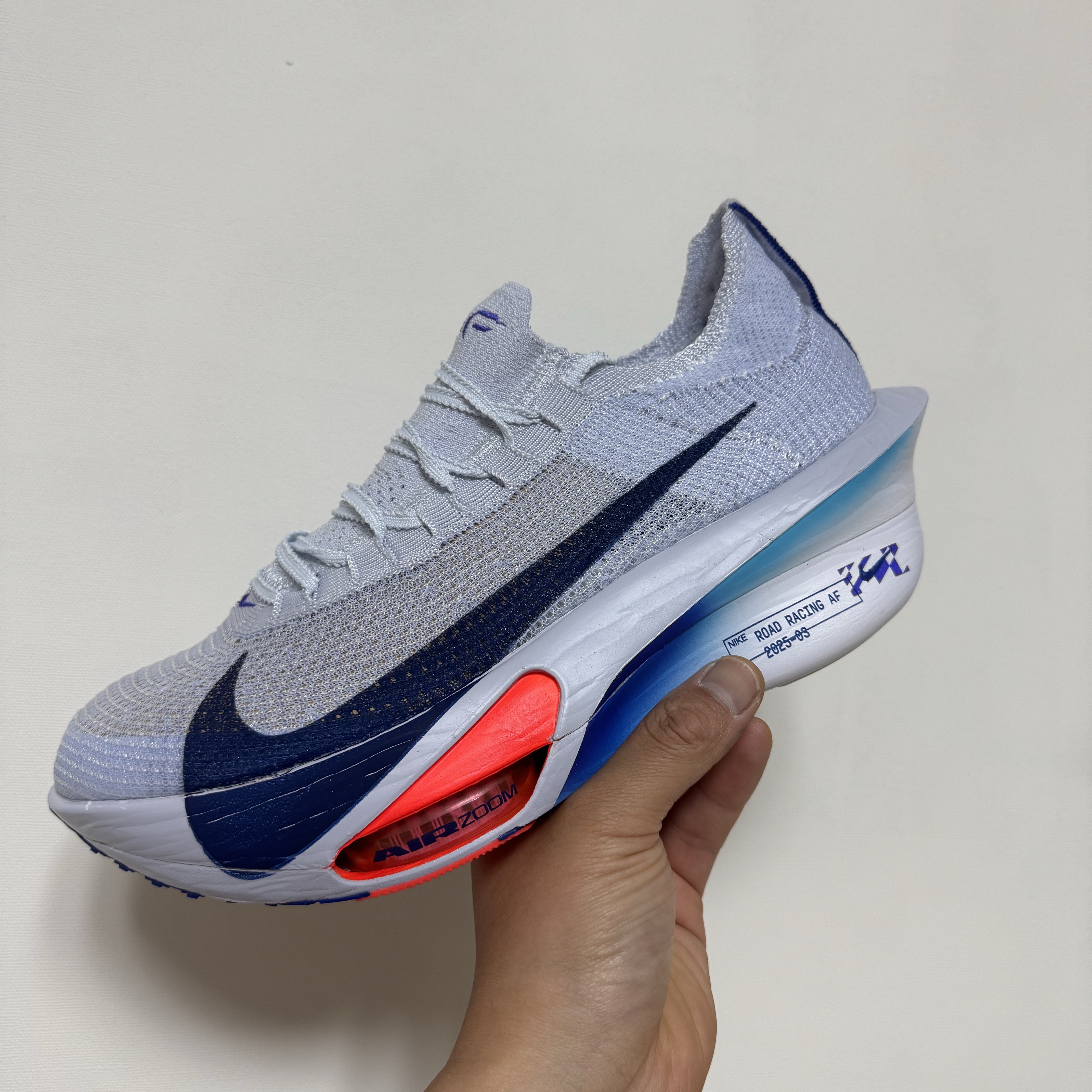 Nike Air Zoom Alphafly Next% 3 Football Grey Ghost 착용 스타일 - 4