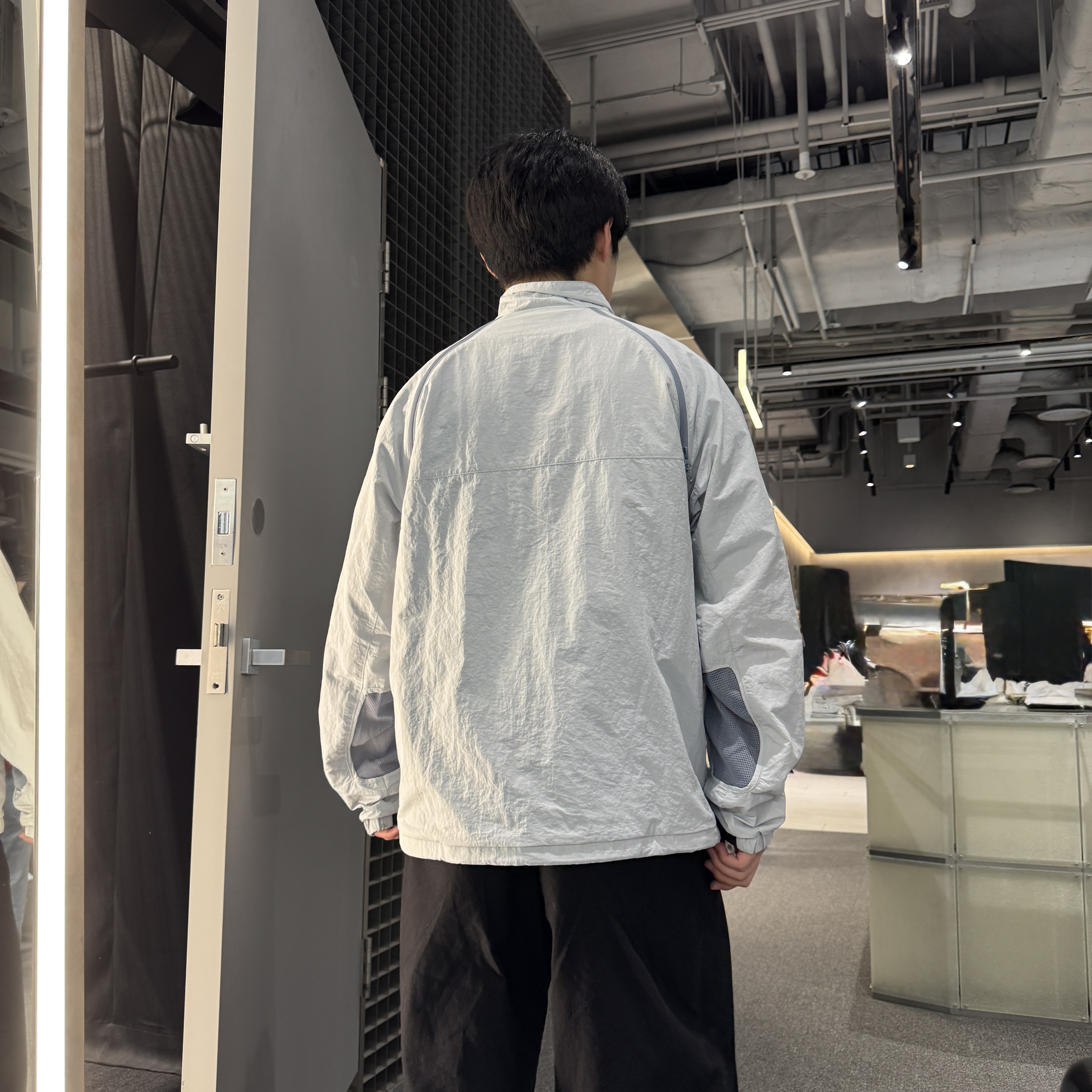 Sansan Gear Slash Zipper Jacket Light Grey - 24SS 착용 스타일 - 2