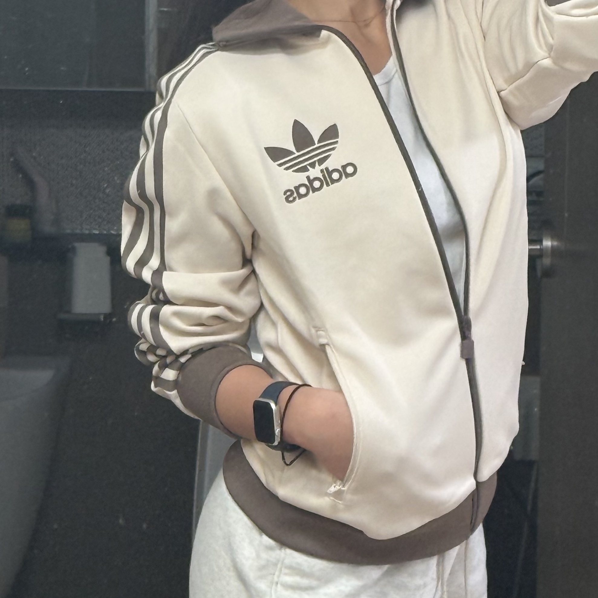 (W) Adidas Beckenbauer Track Top Wonder White Trace Brown - KR Sizing 착용 스타일