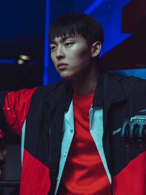 QT8 Garments TL Old Track Jacket Black/Red 착용 스타일 - 2