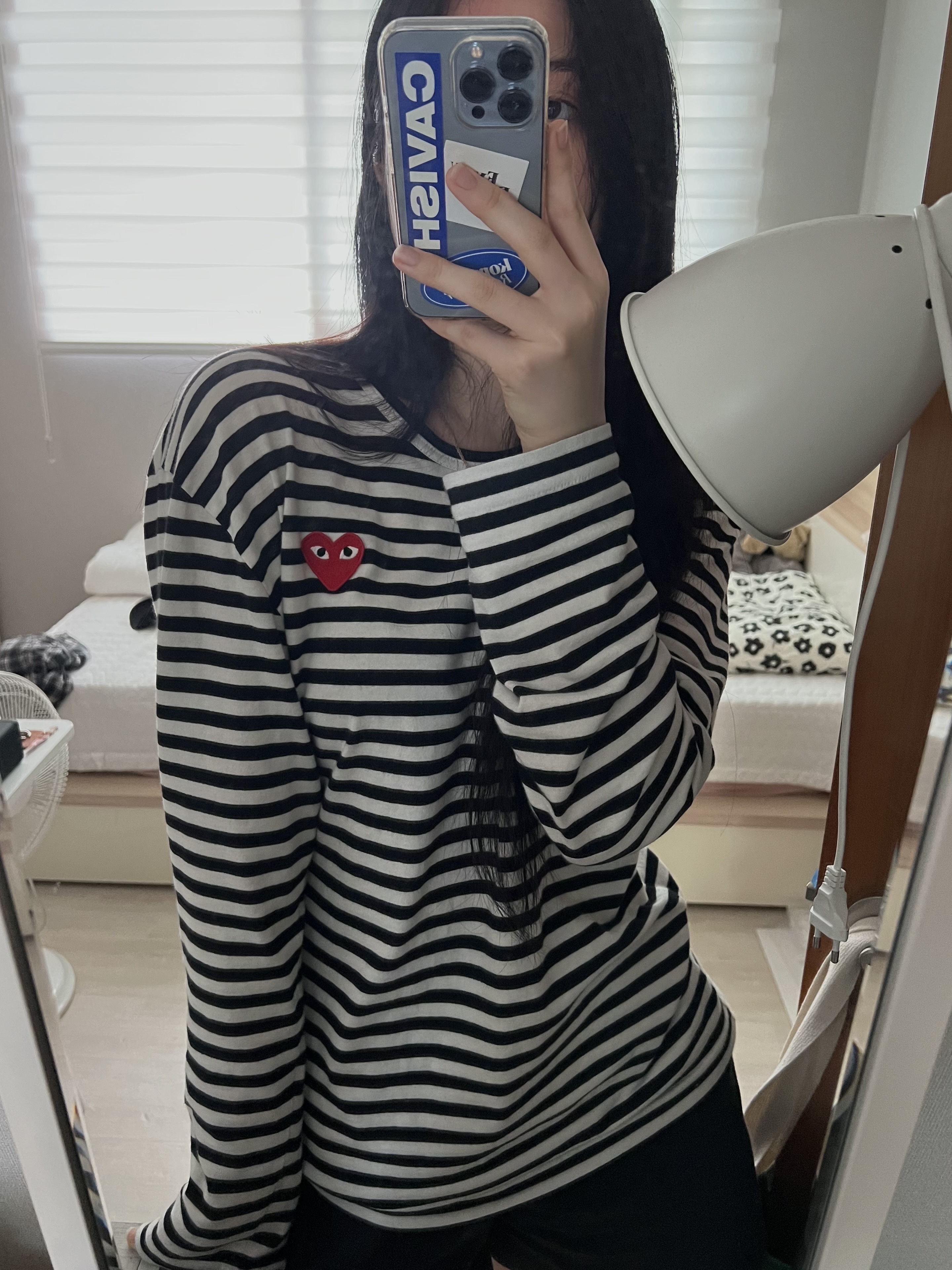 Play Comme des Garcons Striped LS T-Shirt Black White 착용 스타일