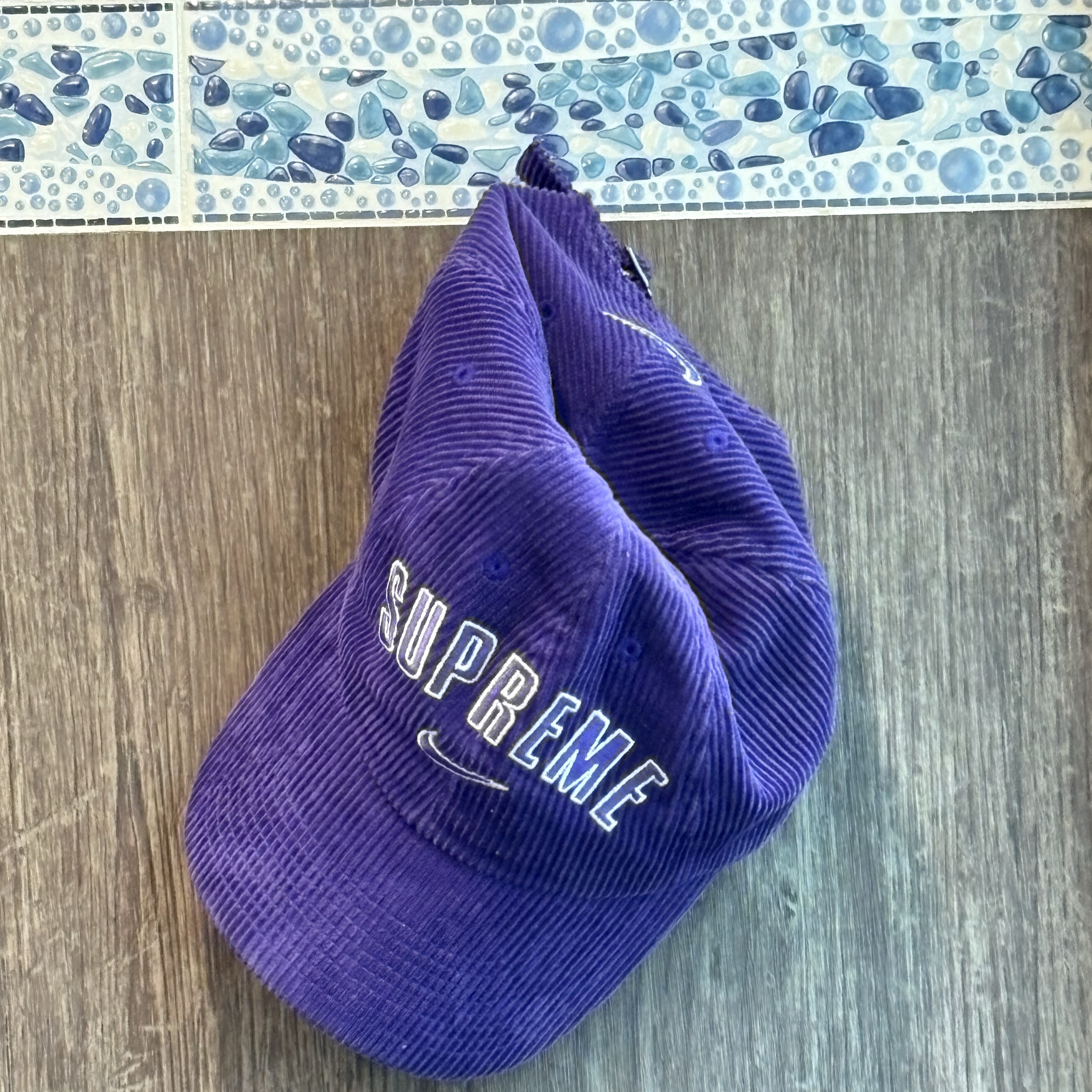 Supreme x Nike Arc Corduroy 6-Panel Purple - 22SS 착용 스타일