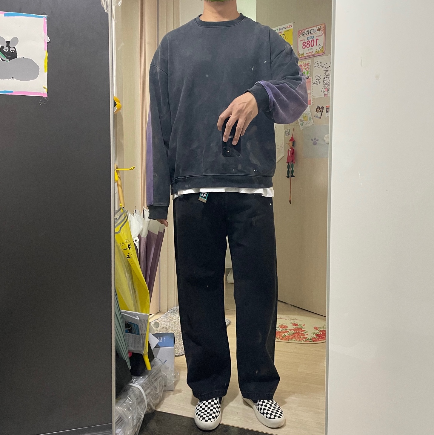 Kapital 2 Tone Big Fleece Sweatshirt Black Purple 착용 스타일 - 1