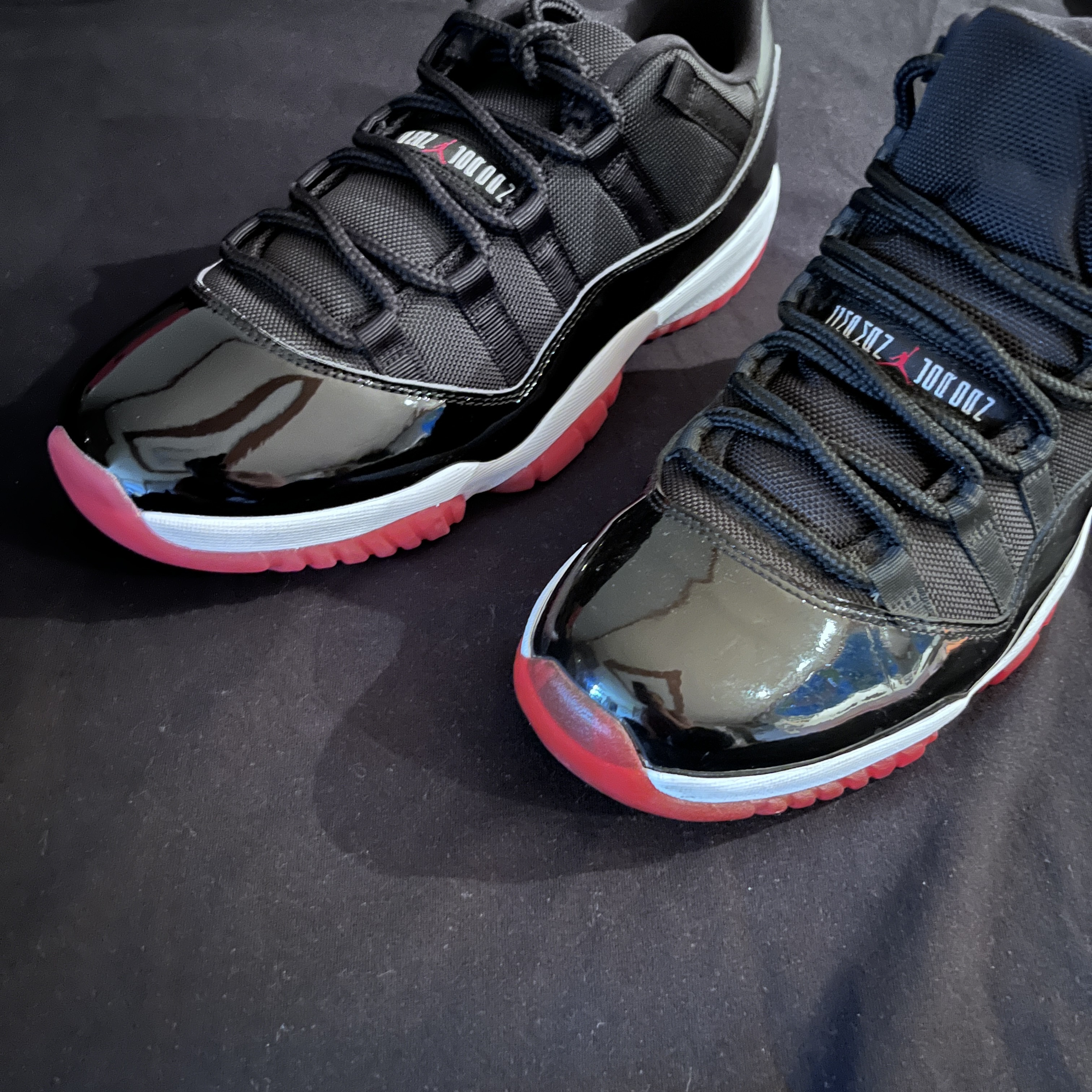 Jordan 11 Retro Low Bred 2025, Jordan 11 Retro Bred 2012 착용 스타일 - 3