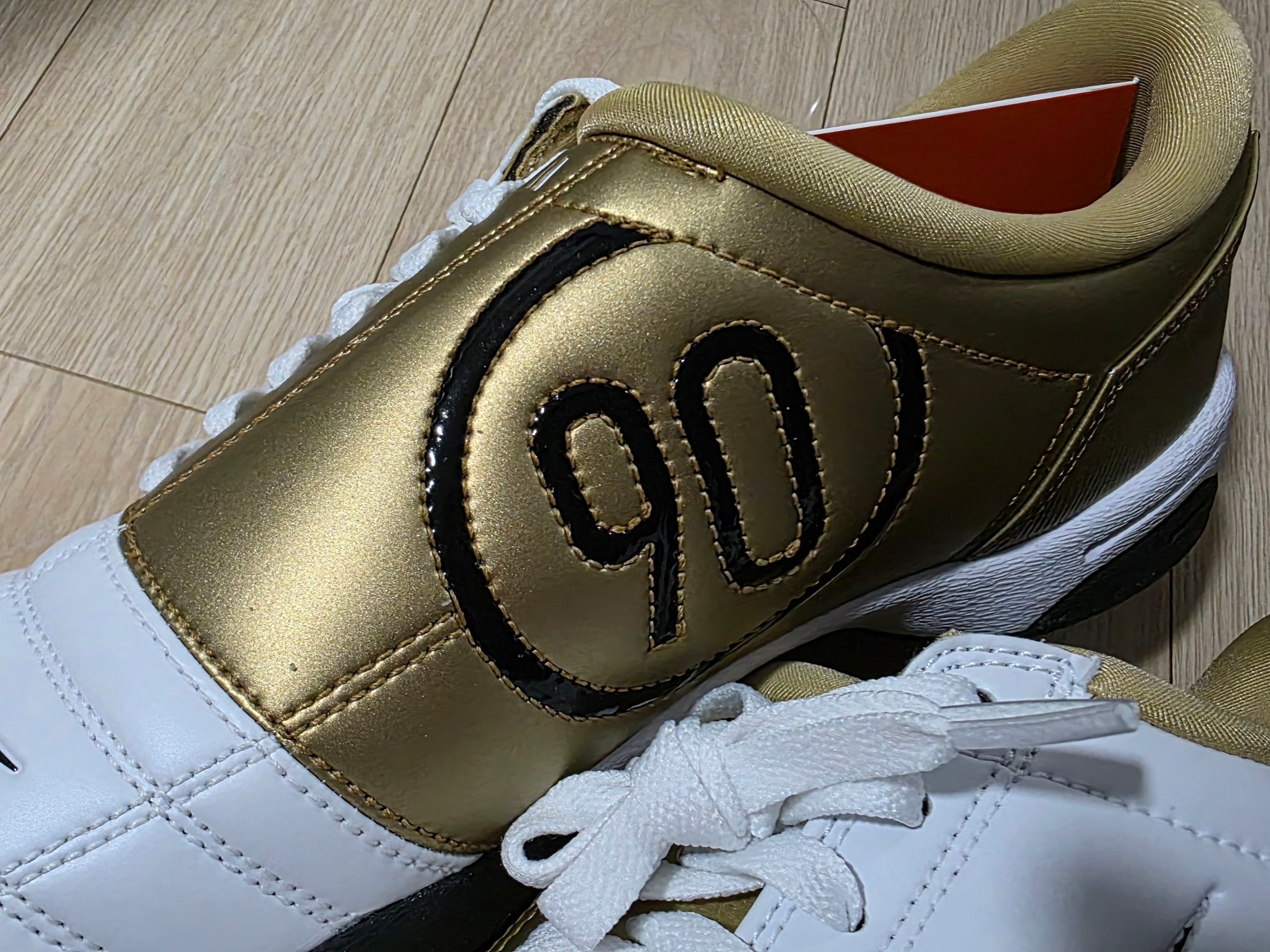 Nike Total 90 III SP White and Black 착용 스타일 - 2