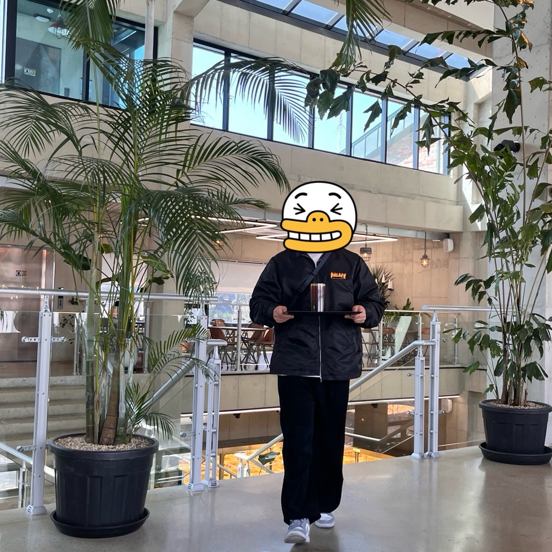 Palace x Thrasher Coach Jacket Black - 24SS 착용 스타일
