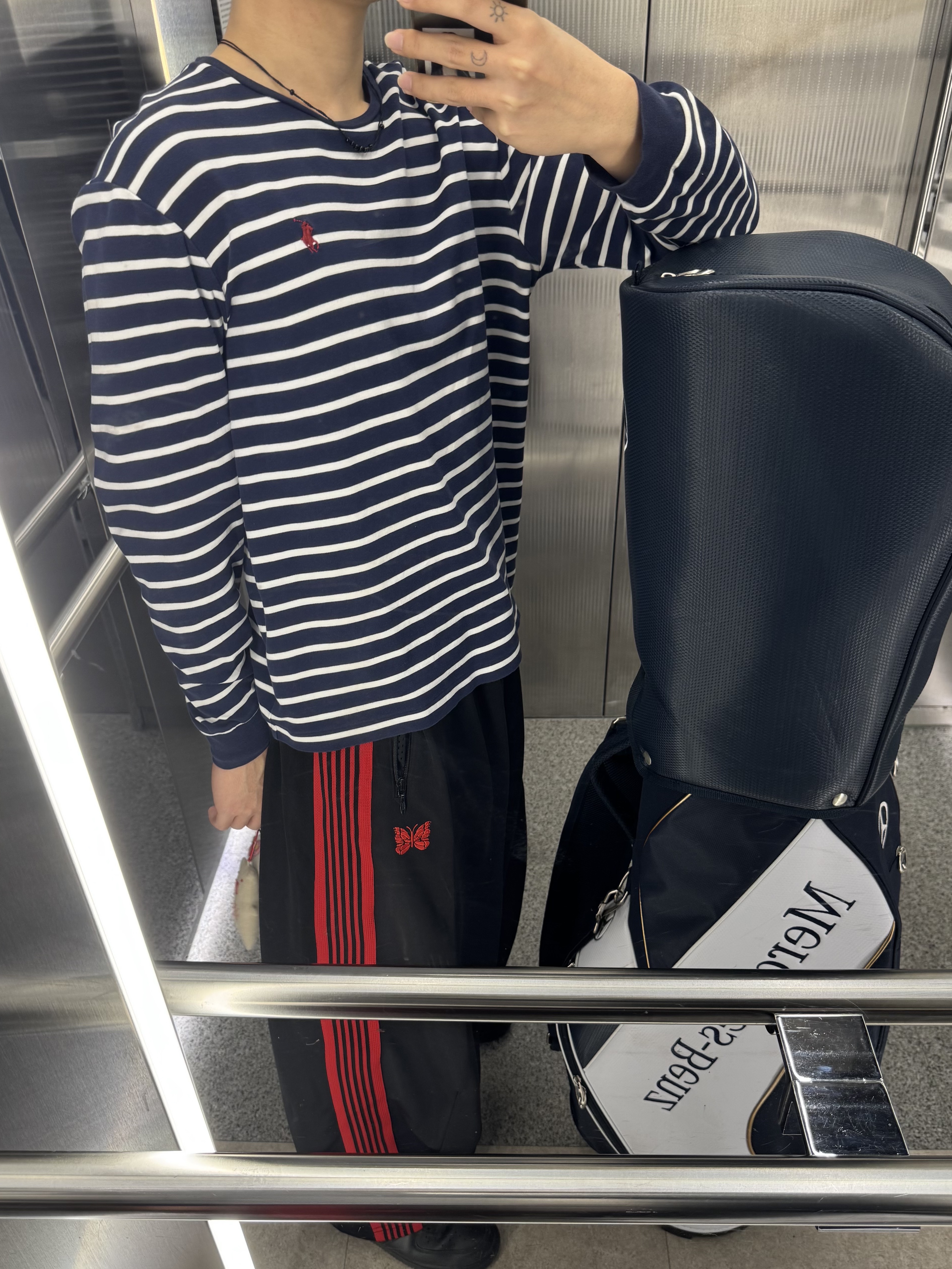 Needles x LHP H.D. Track Pants Poly Smooth Black Red, Nike Air Force 1 '07 Low Triple Black 착용 스타일