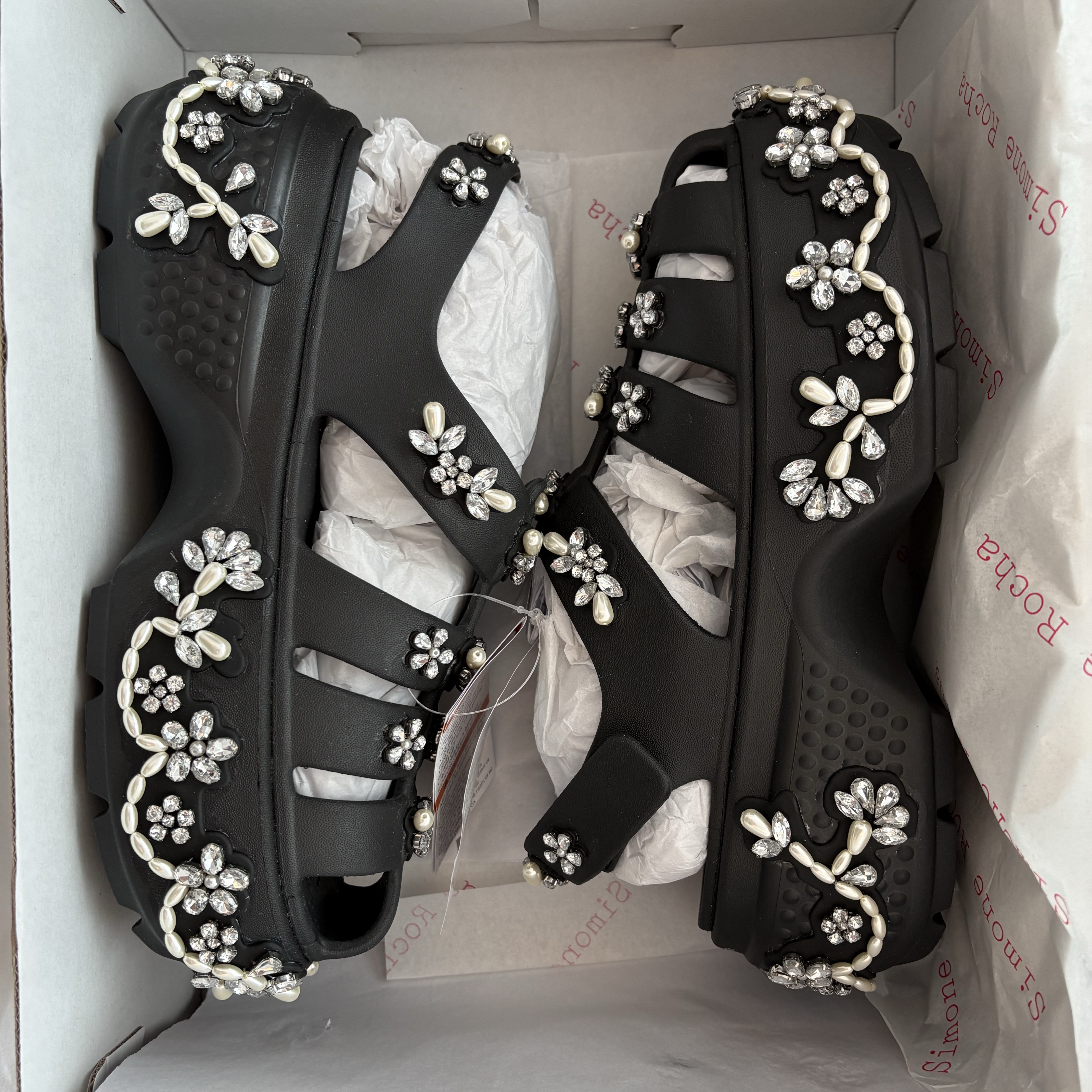 Crocs x Simone Rocha Stomp Fisherman Clog Black 착용 스타일