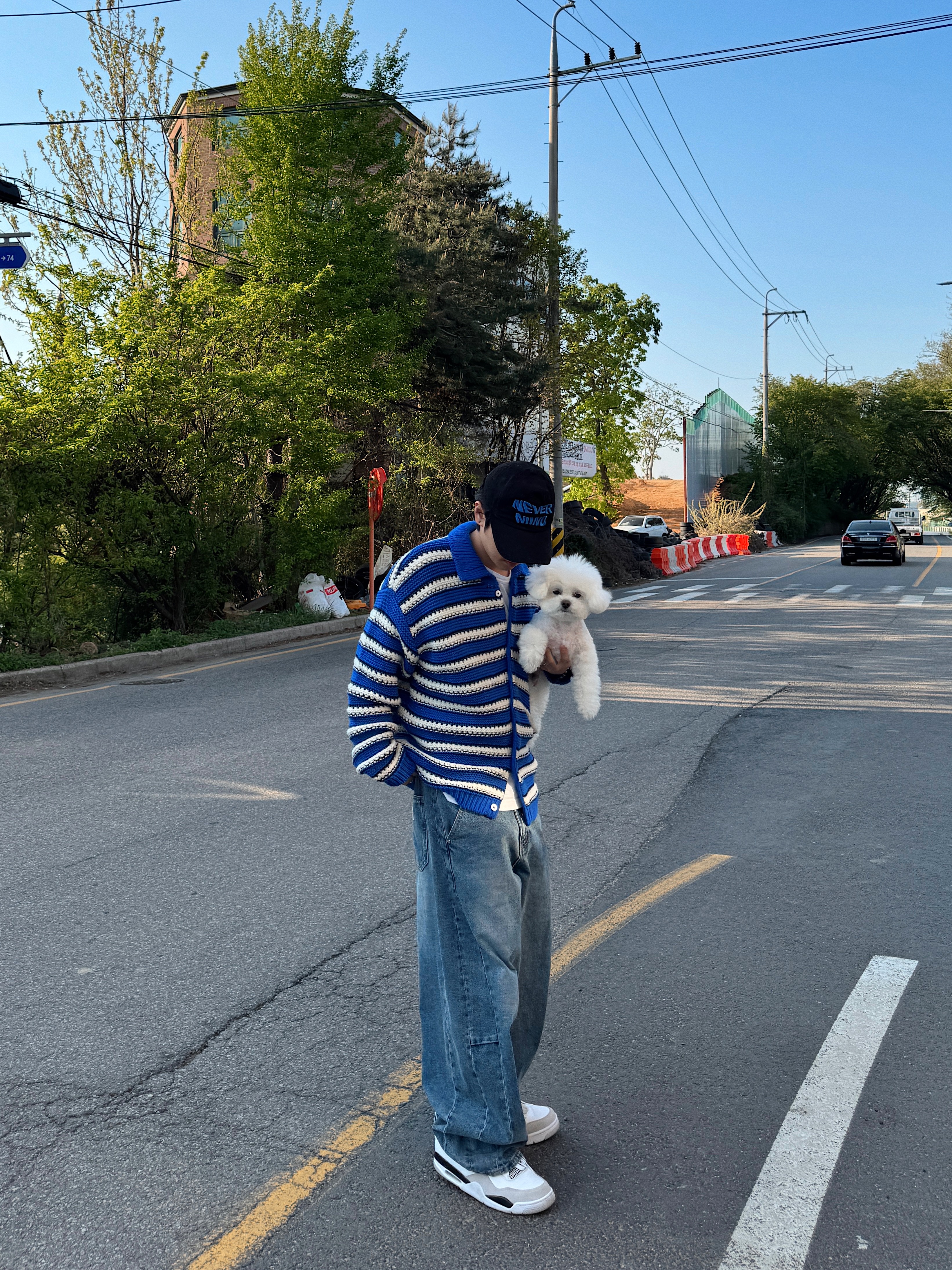 STU Stripe Collar Zip UP Sweater Blue, Jordan 4 Retro White and Black 착용 스타일 - 4