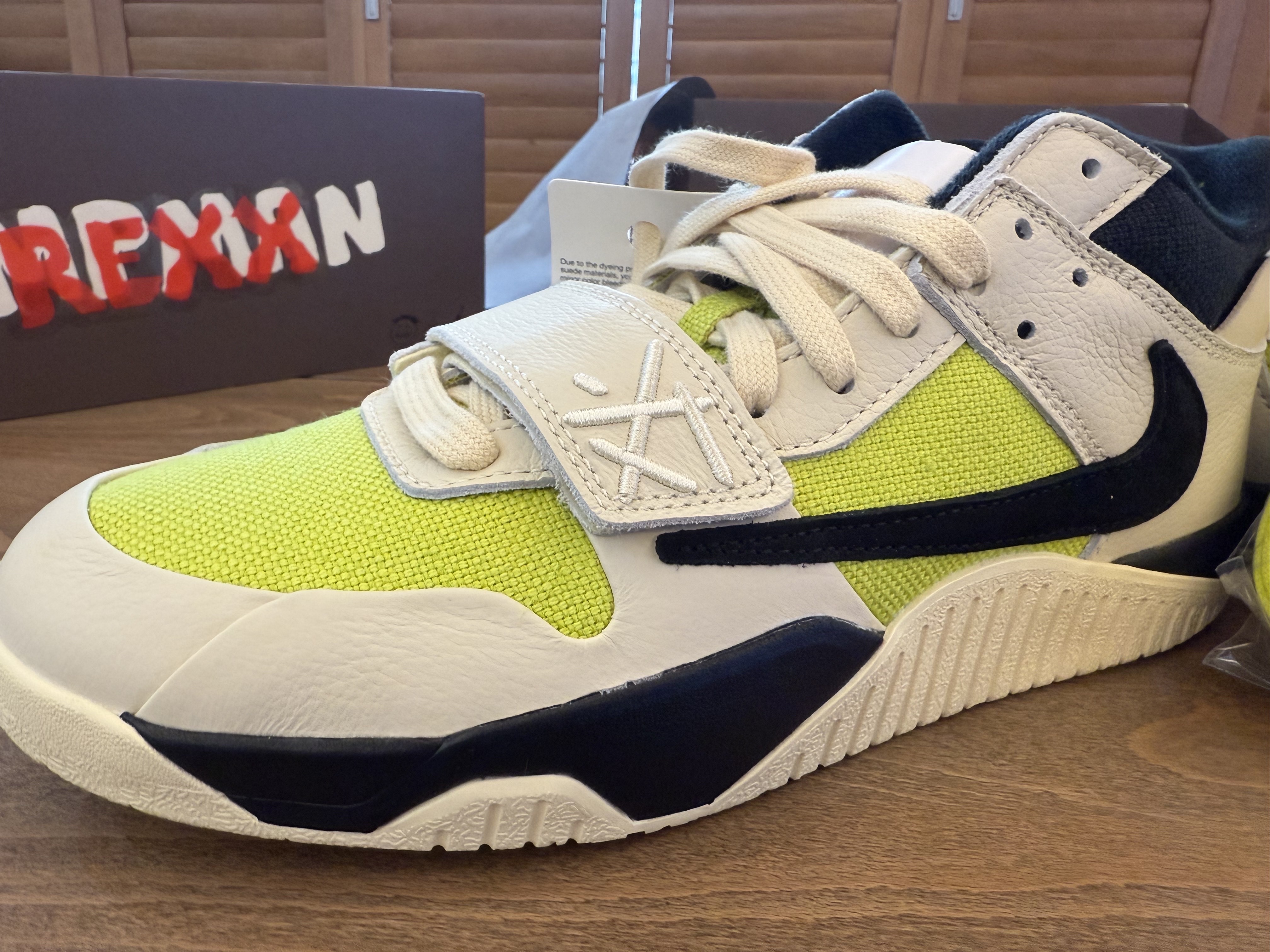 Jordan x Travis Scott Jumpman Jack TR Bright Cactus 착용 스타일 - 5