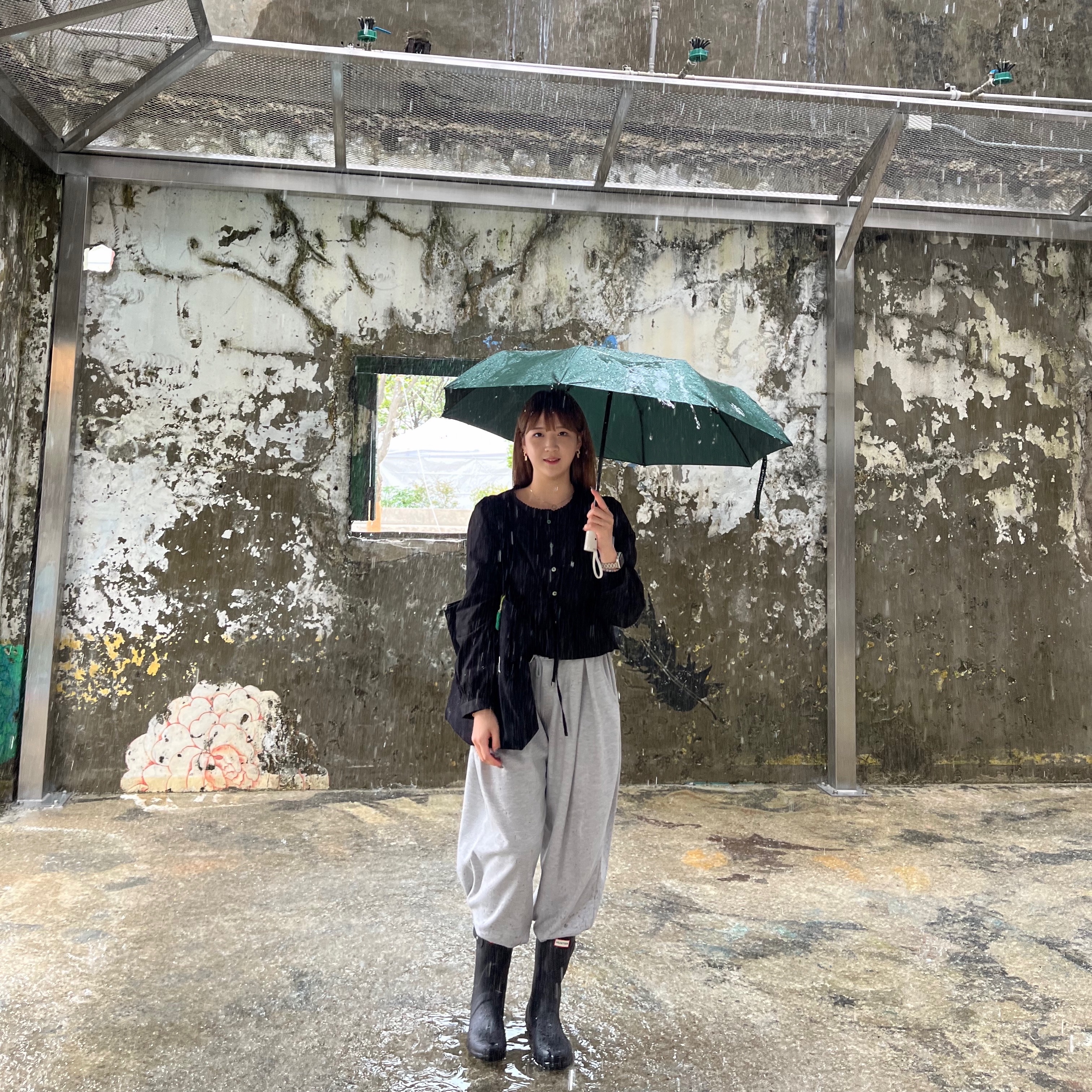 (W) Hunter Original Short Rain Boots Black, Matin Kim Matin Logo Ecobag Black 착용 스타일 - 1