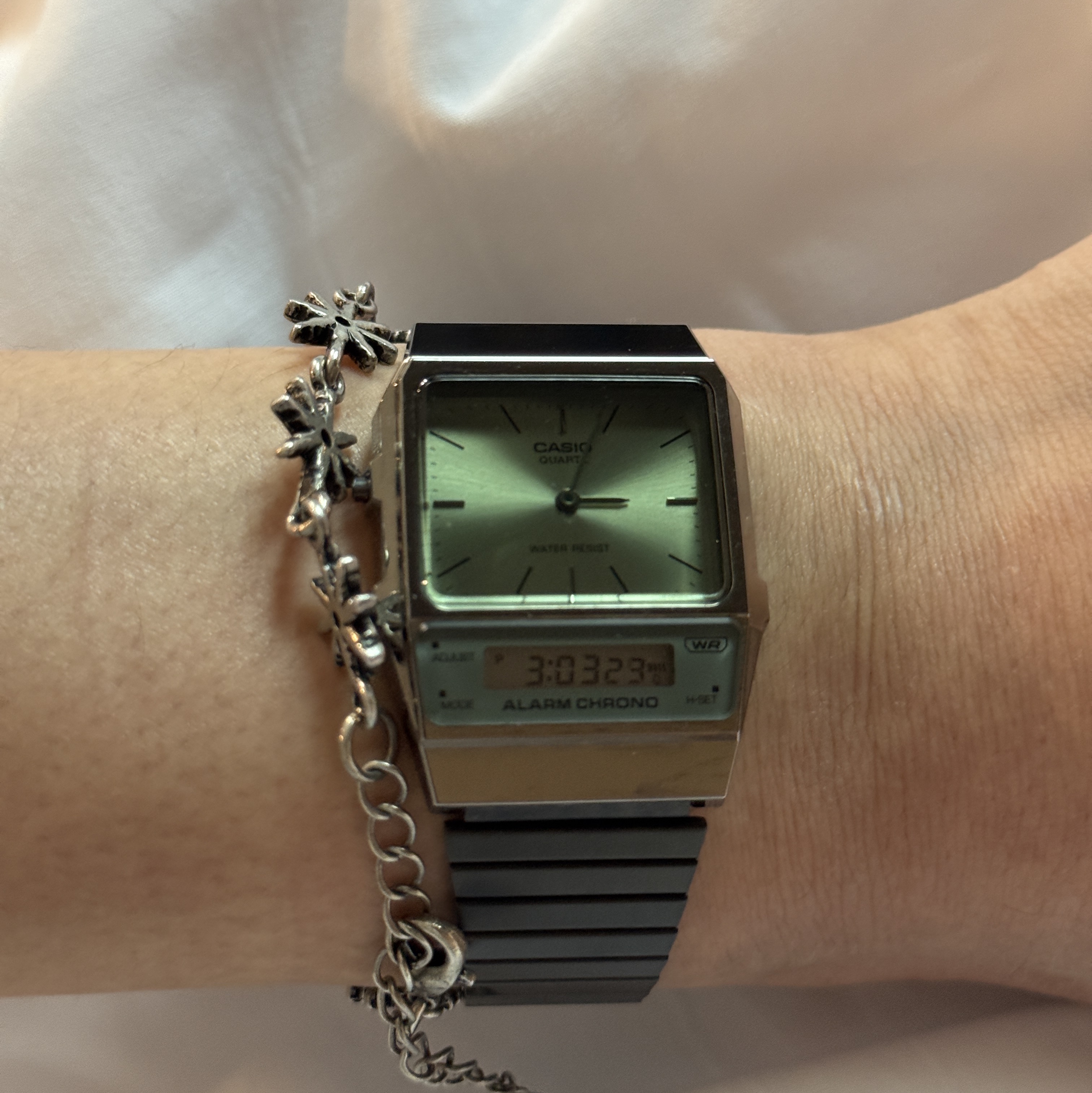Casio AQ-800ECGG-3A 착용 스타일 - 1