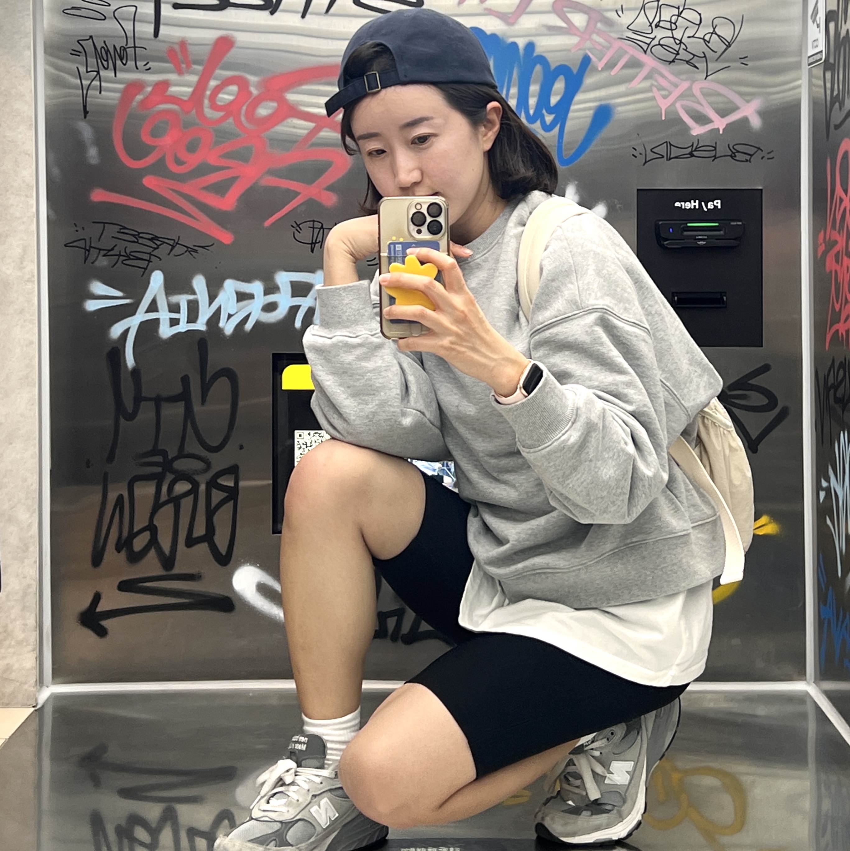 (W) New Balance 993 Made in USA Grey - B Standard 착용 스타일 - 1