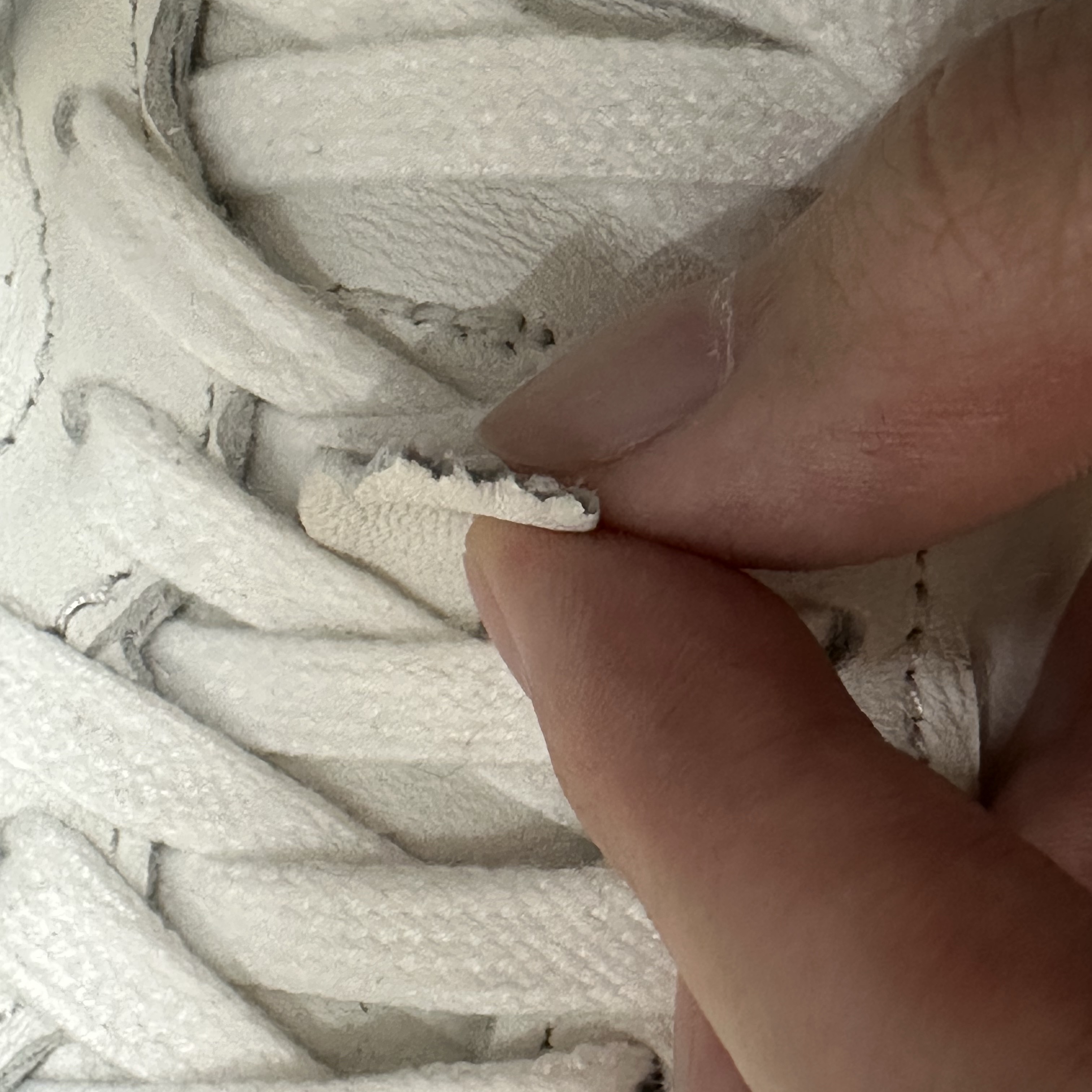 Autry Medalist Low Goatskin Sneakers White 착용 스타일