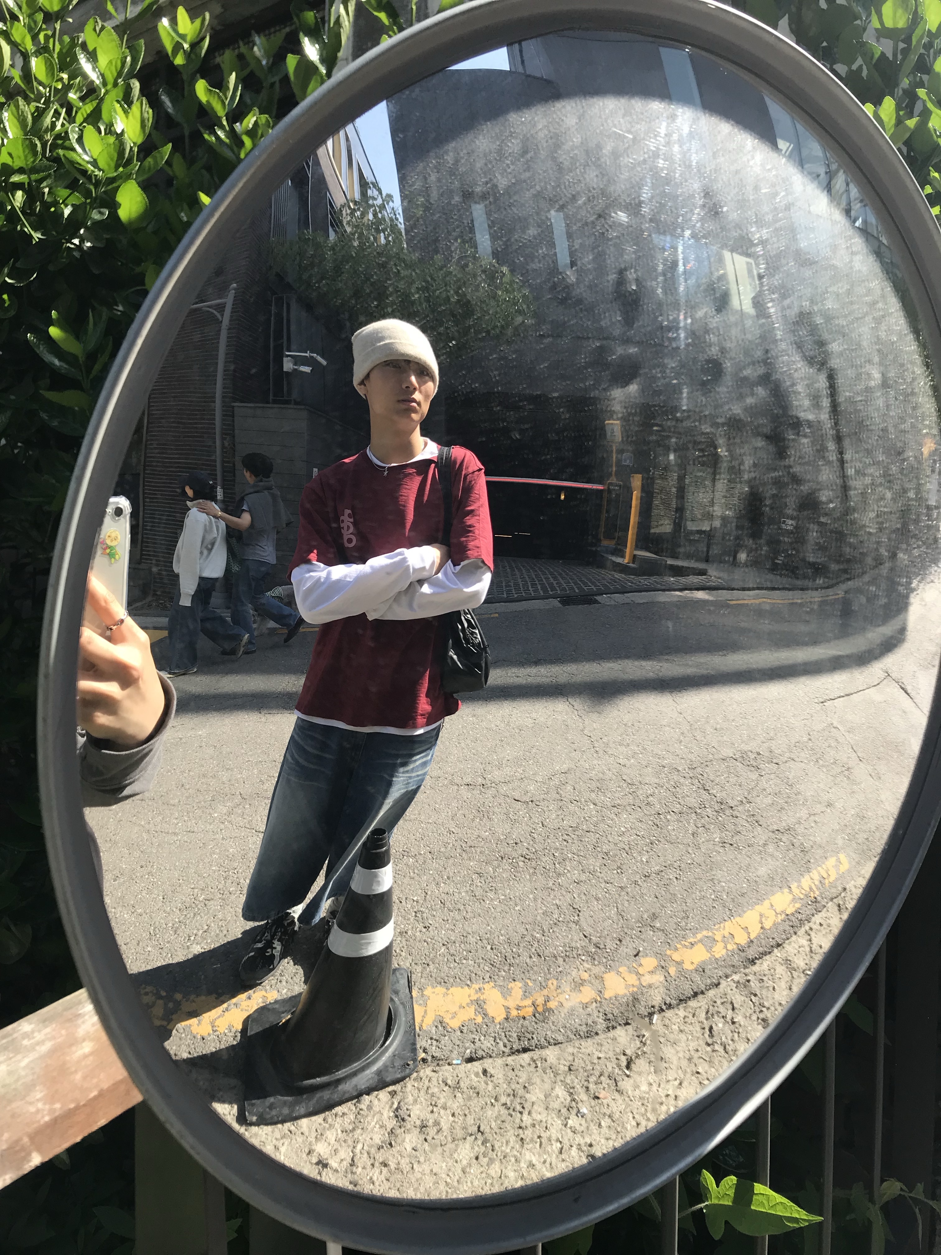 Montbell Pocketable Light Pack 13 Black, Asics UB5-S Gel-Nimbus 9 Black Gunmetal 착용 스타일 - 1