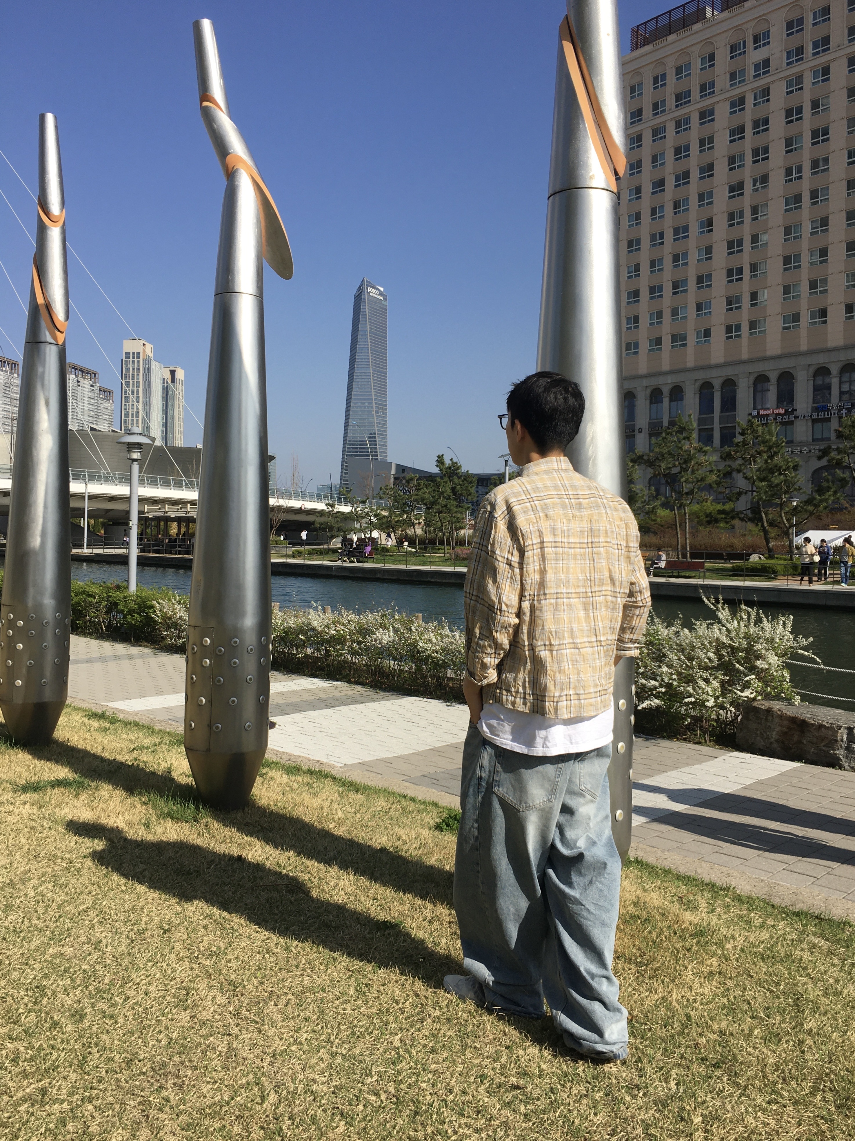 NOD Wide Baggy Denim pants Light blue, Balenciaga x Adidas Stan Smith Off White 착용 스타일 - 2