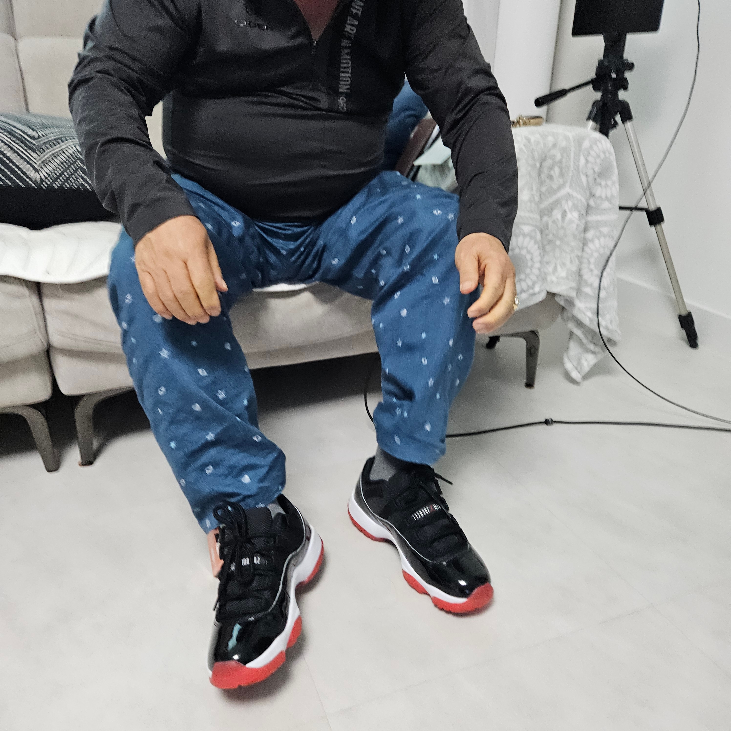 Jordan 11 Retro Low Bred 2025 착용 스타일 - 2