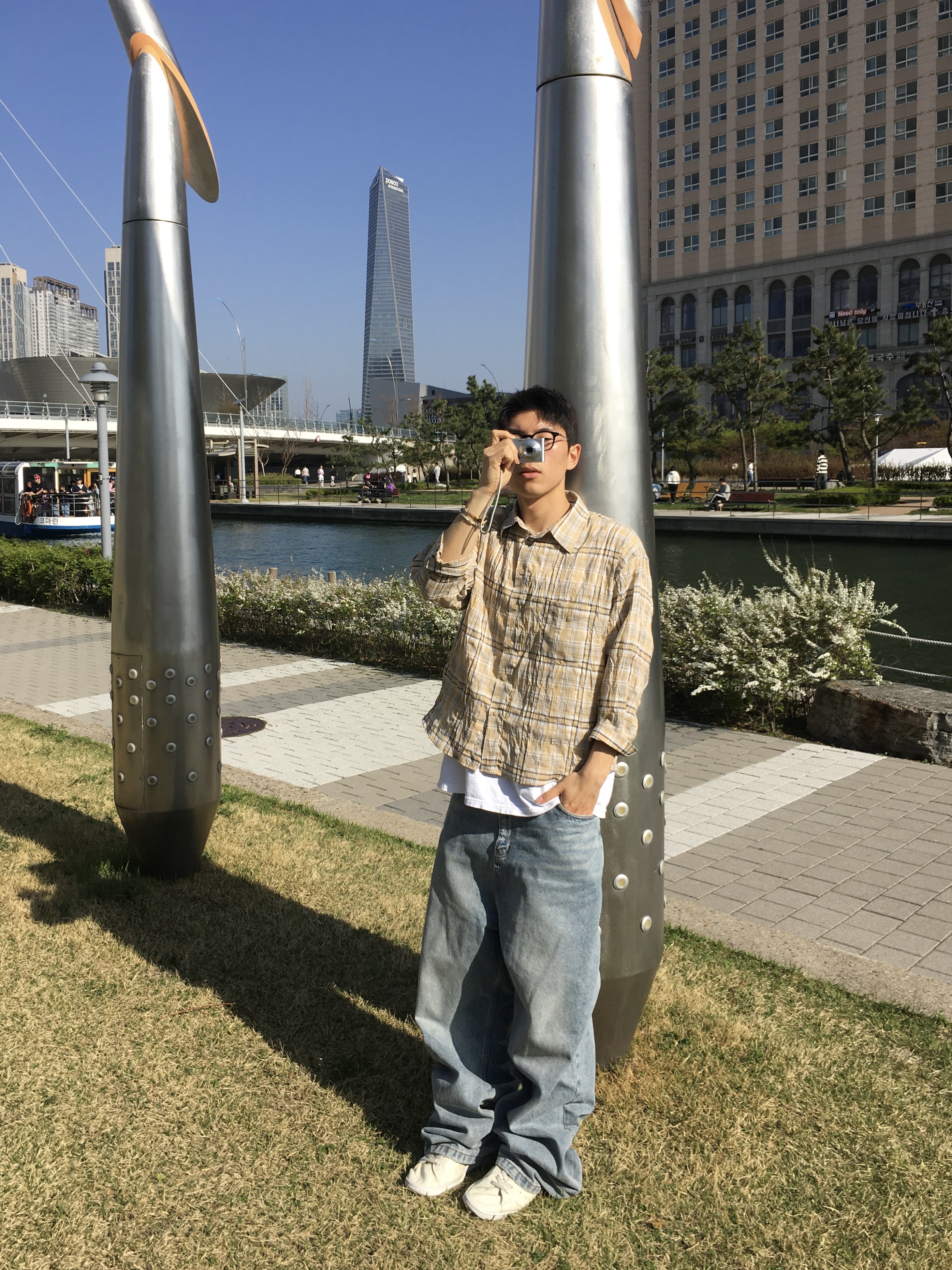 NOD Wide Baggy Denim pants Light blue, Balenciaga x Adidas Stan Smith Off White 착용 스타일 - 1