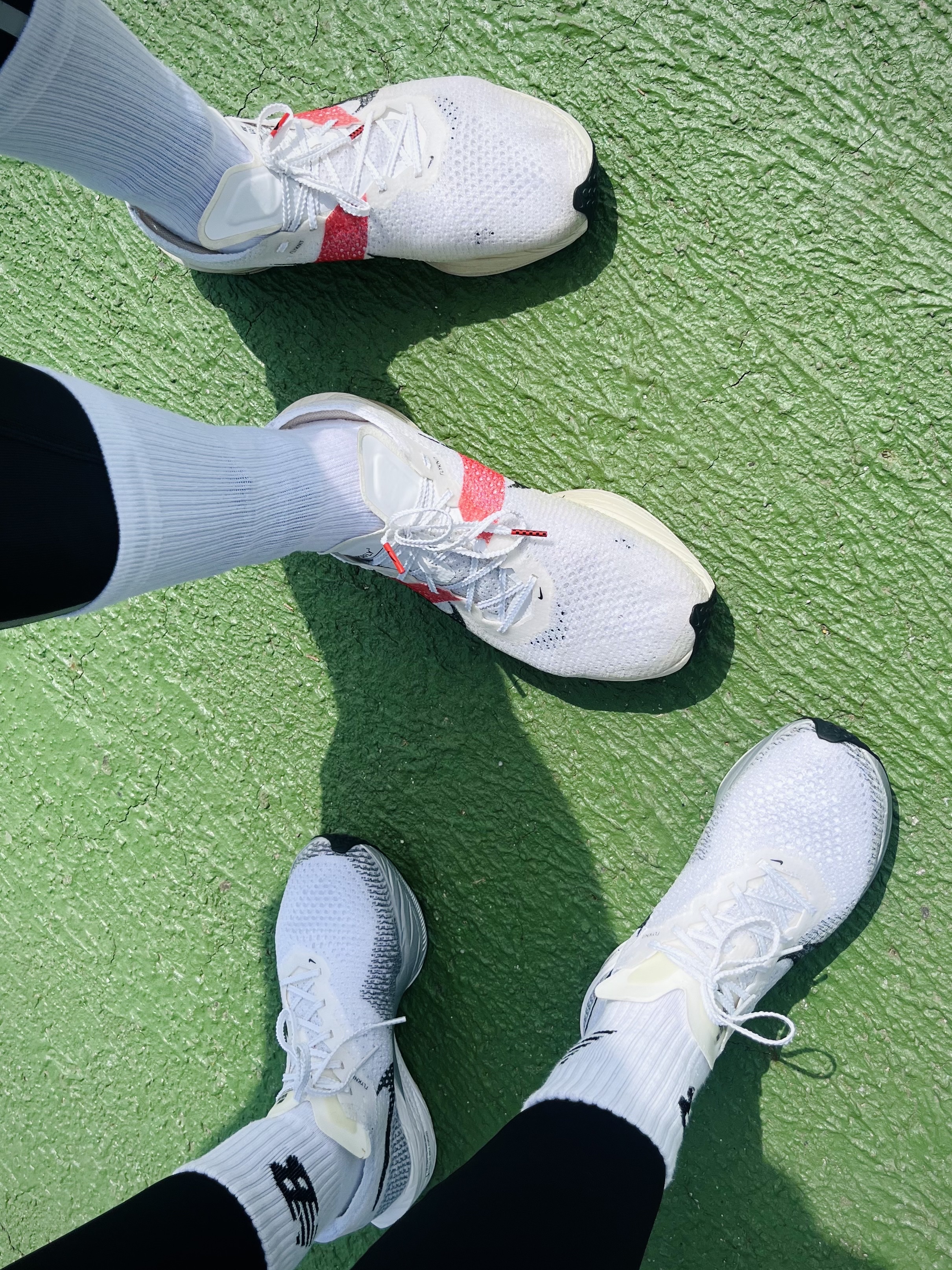 Nike ZoomX Vaporfly Next% 3 Eliud Kipchoge, Nike ZoomX Vaporfly Next% 3 White Grey 착용 스타일