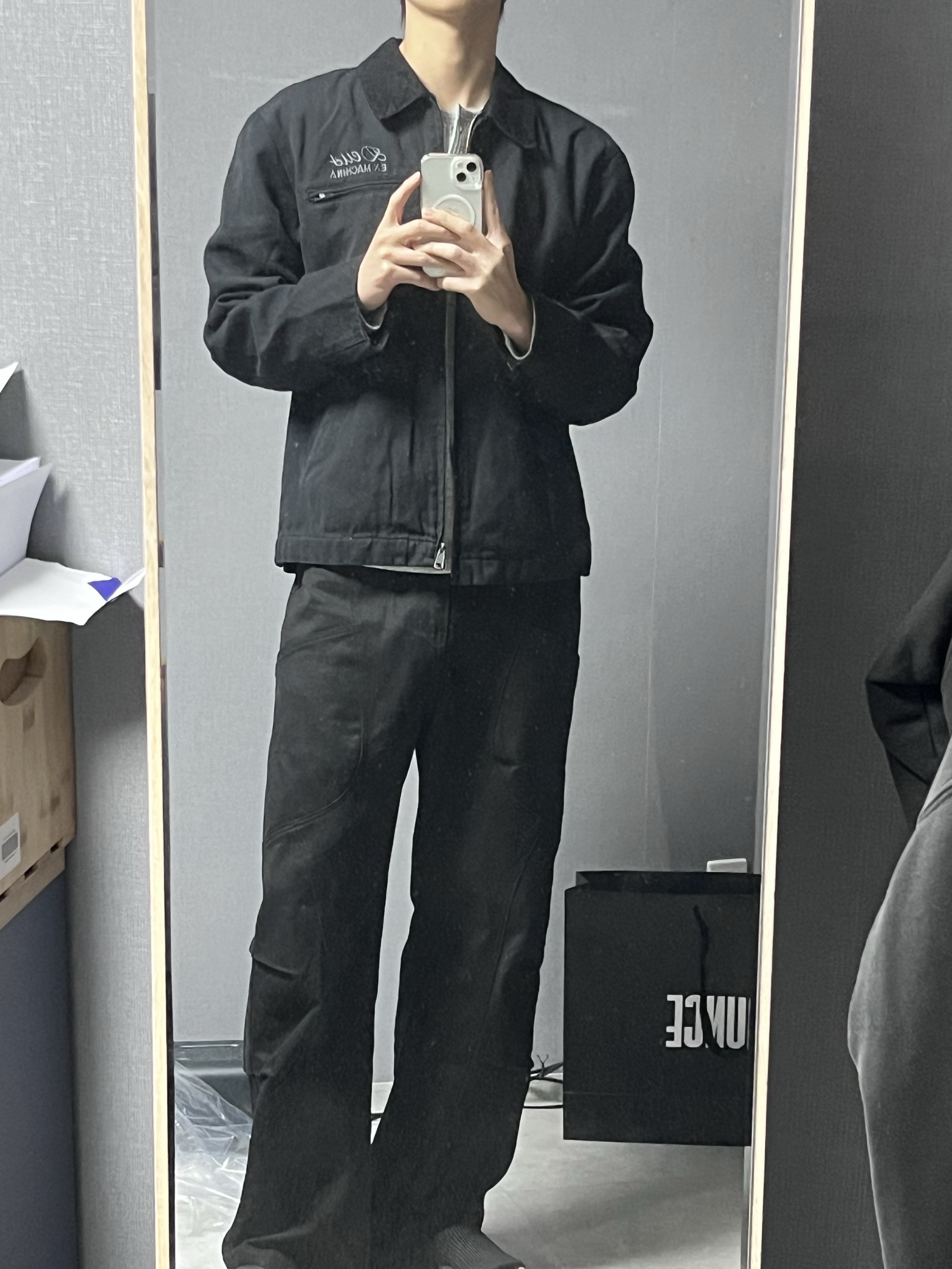 Deus Ex Machina Seoul Address Workwear Jacket Black, Asics Jog 100 2 Black 착용 스타일 - 1