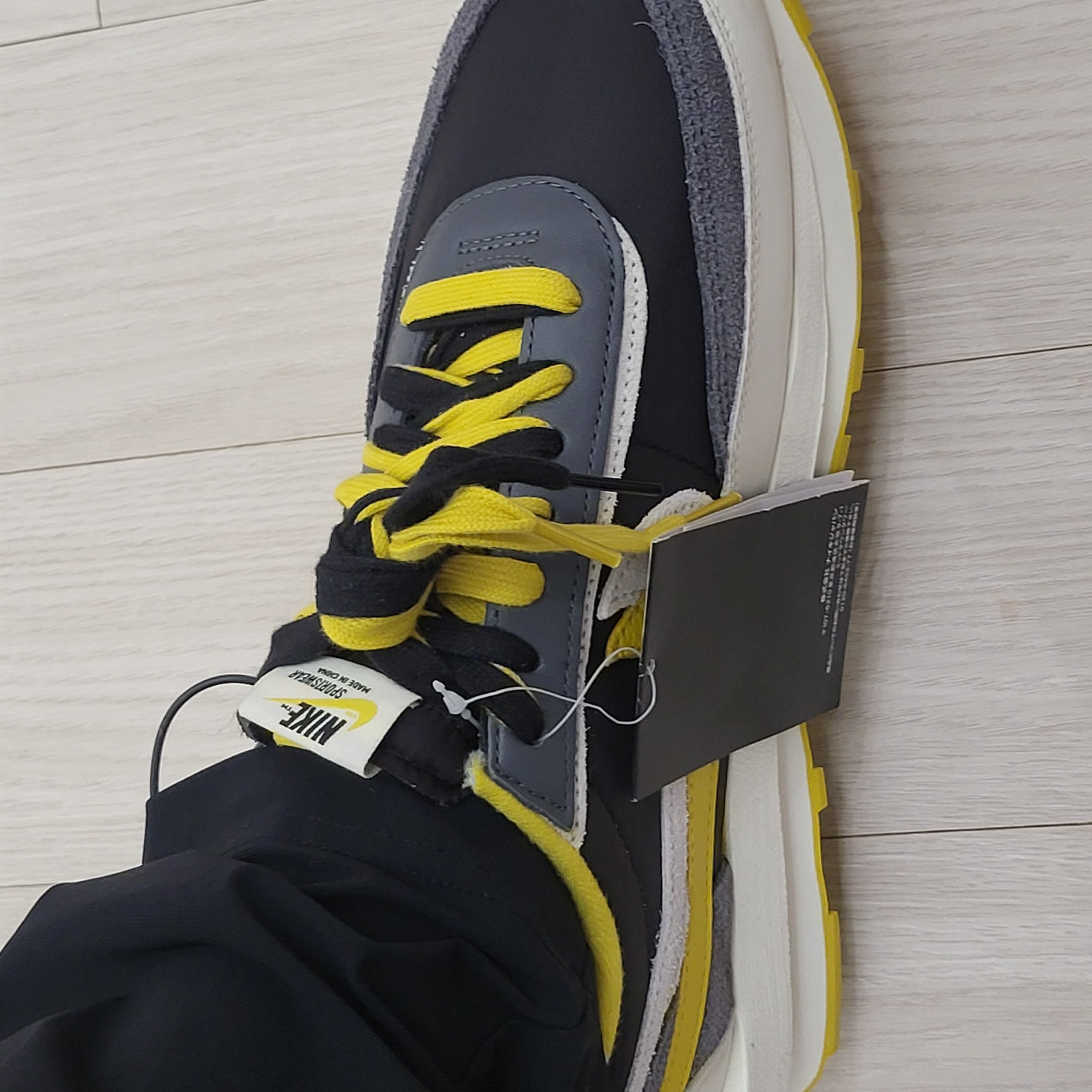 Nike x Sacai x Undercover LDWaffle Black Bright Citron 착용 스타일