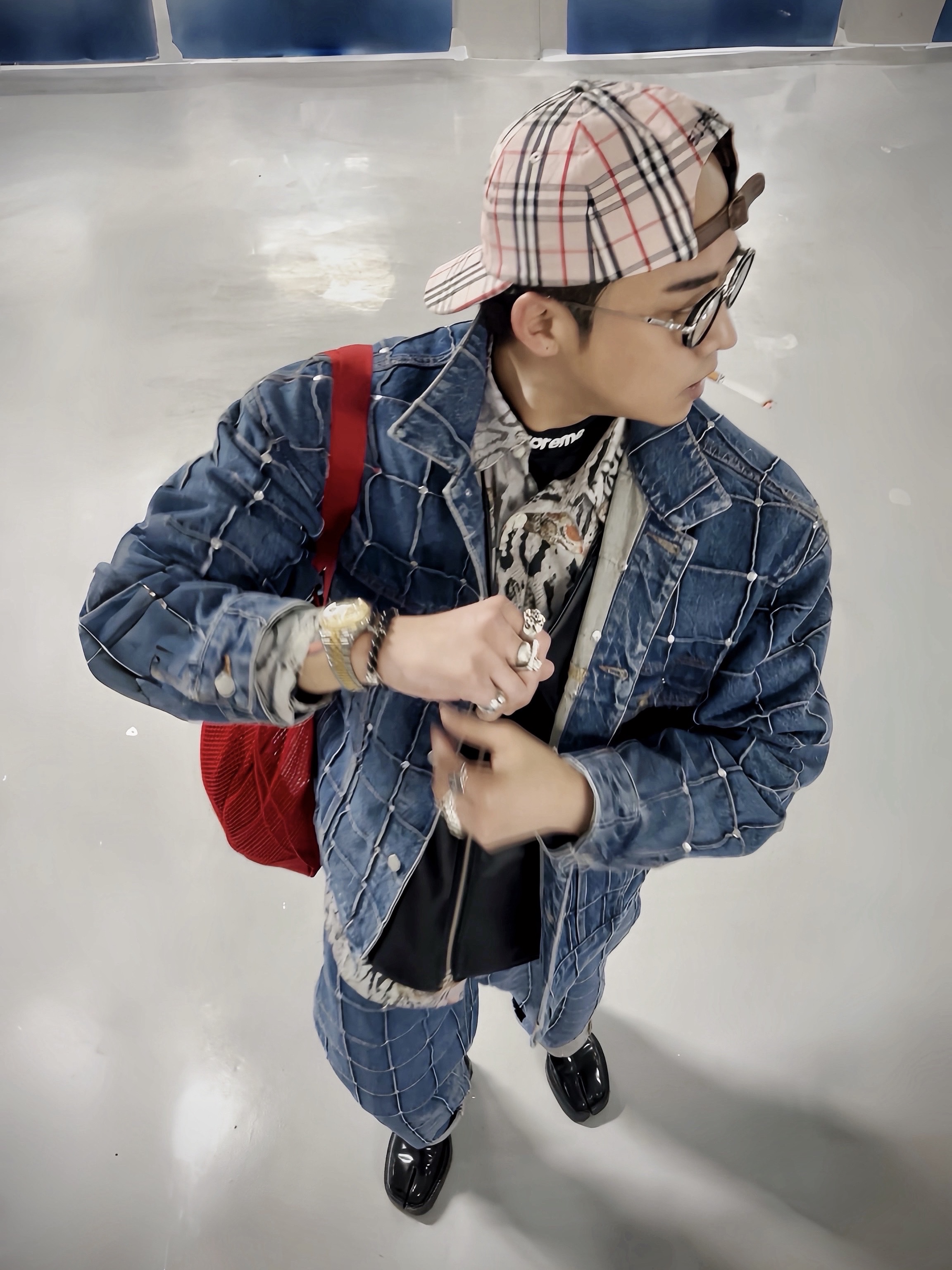 Supreme x Burberry Denim 6-Panel Pink - 22SS, Supreme x Nike ACG Jersey Black - 22FW 착용 스타일