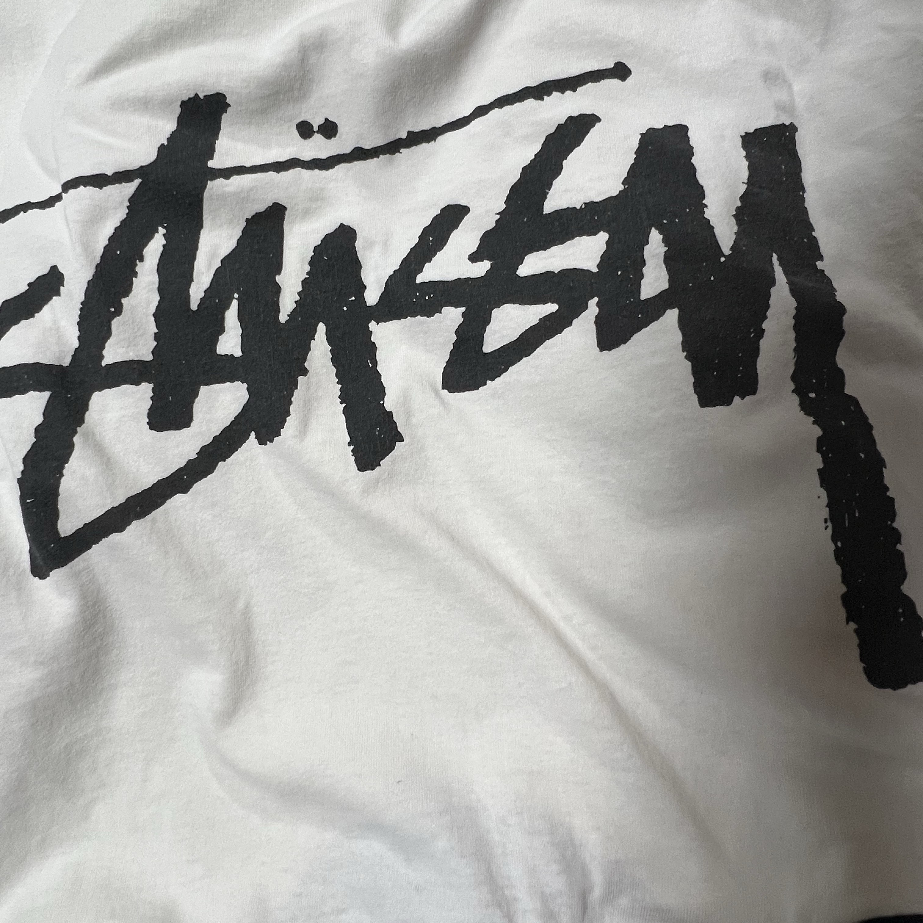 Stussy Flipped T-Shirt White 착용 스타일 - 2