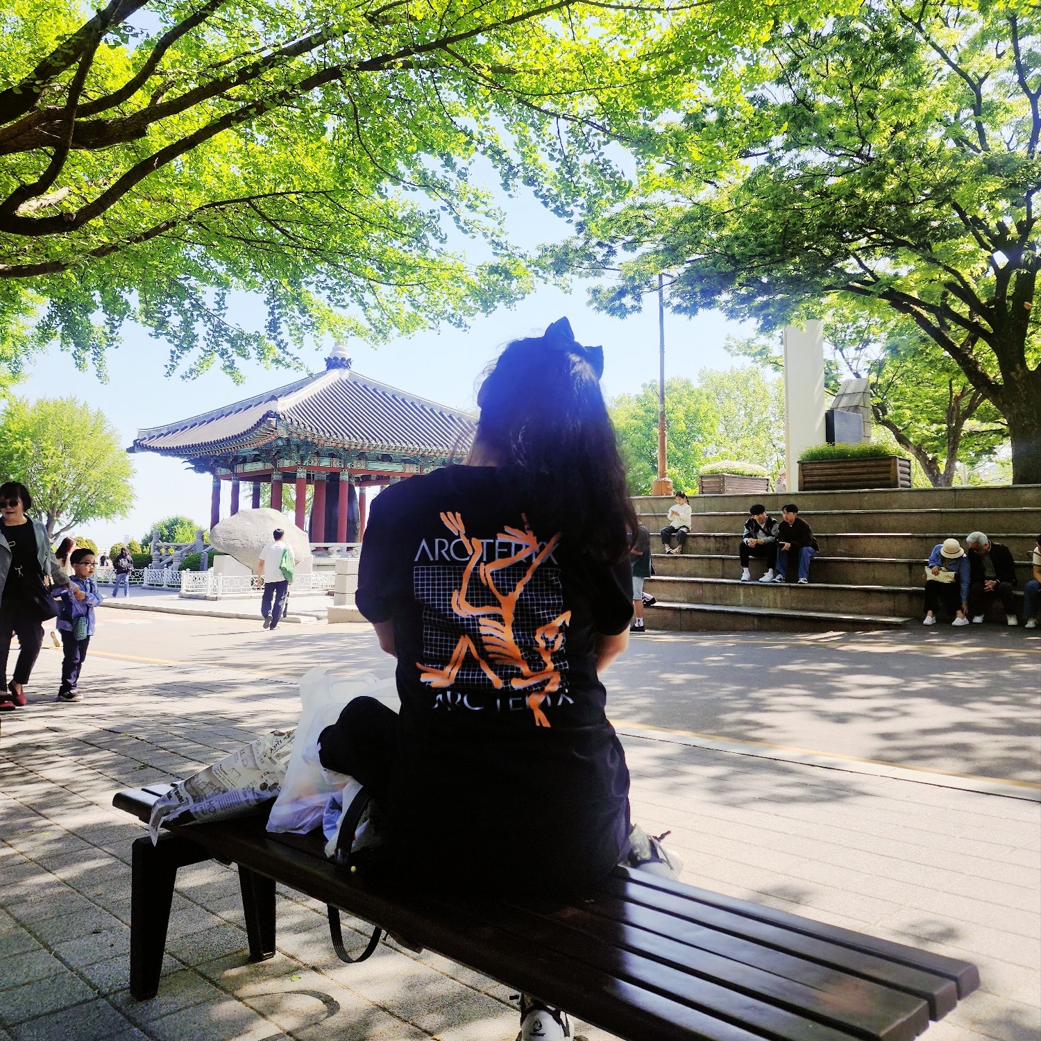 Arc'teryx Arc'Multi Bird Logo SS T-Shirt Black 착용 스타일