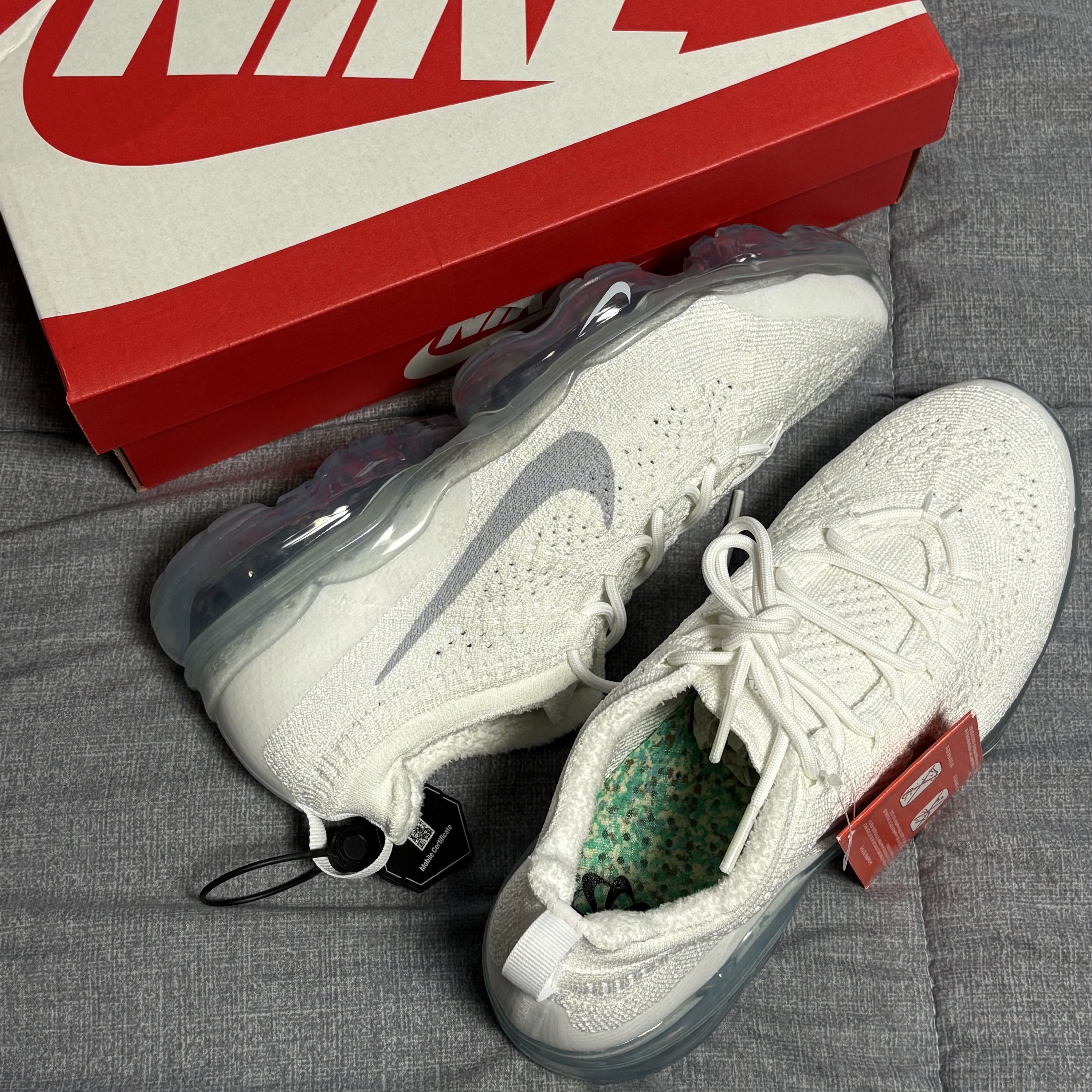 (W) Nike Air Vapormax 2023 Flyknit White 착용 스타일