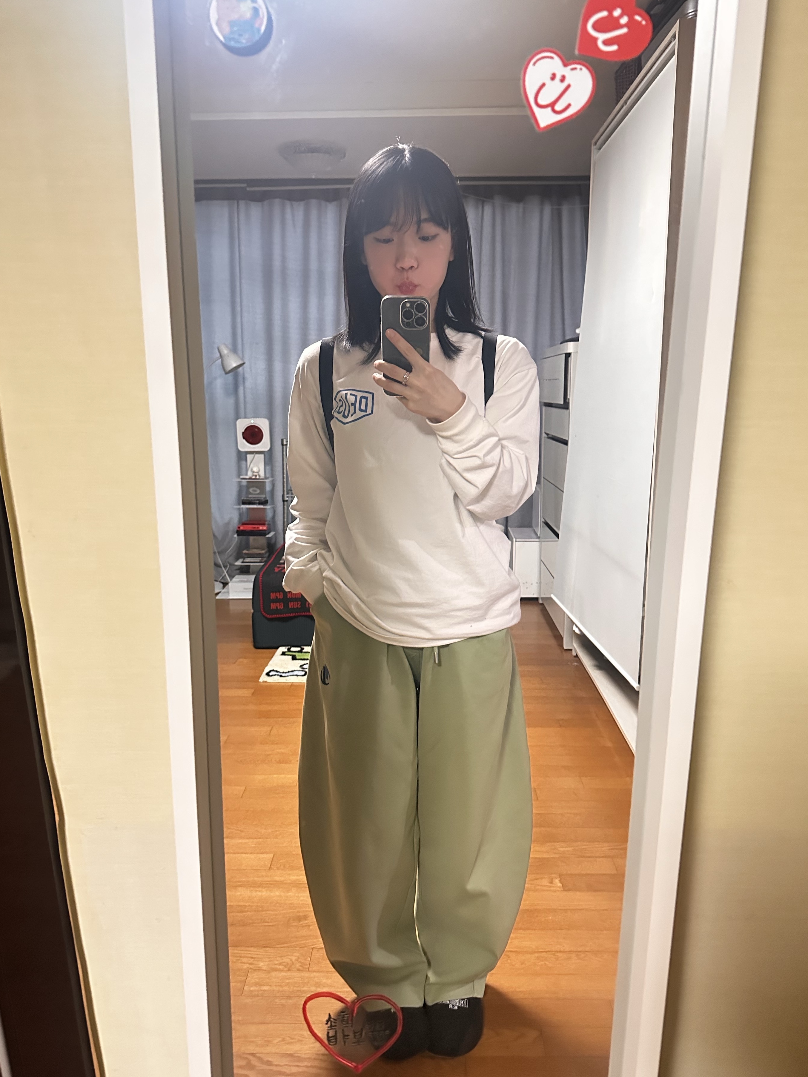 Zara x Ader Error Jogger Pants Light Green, Deus Ex Machina Seongsu Long Sleeve T-Shirt White Midnight Blue ์ฐฉ์ฉ ์คํ์ผ - 2