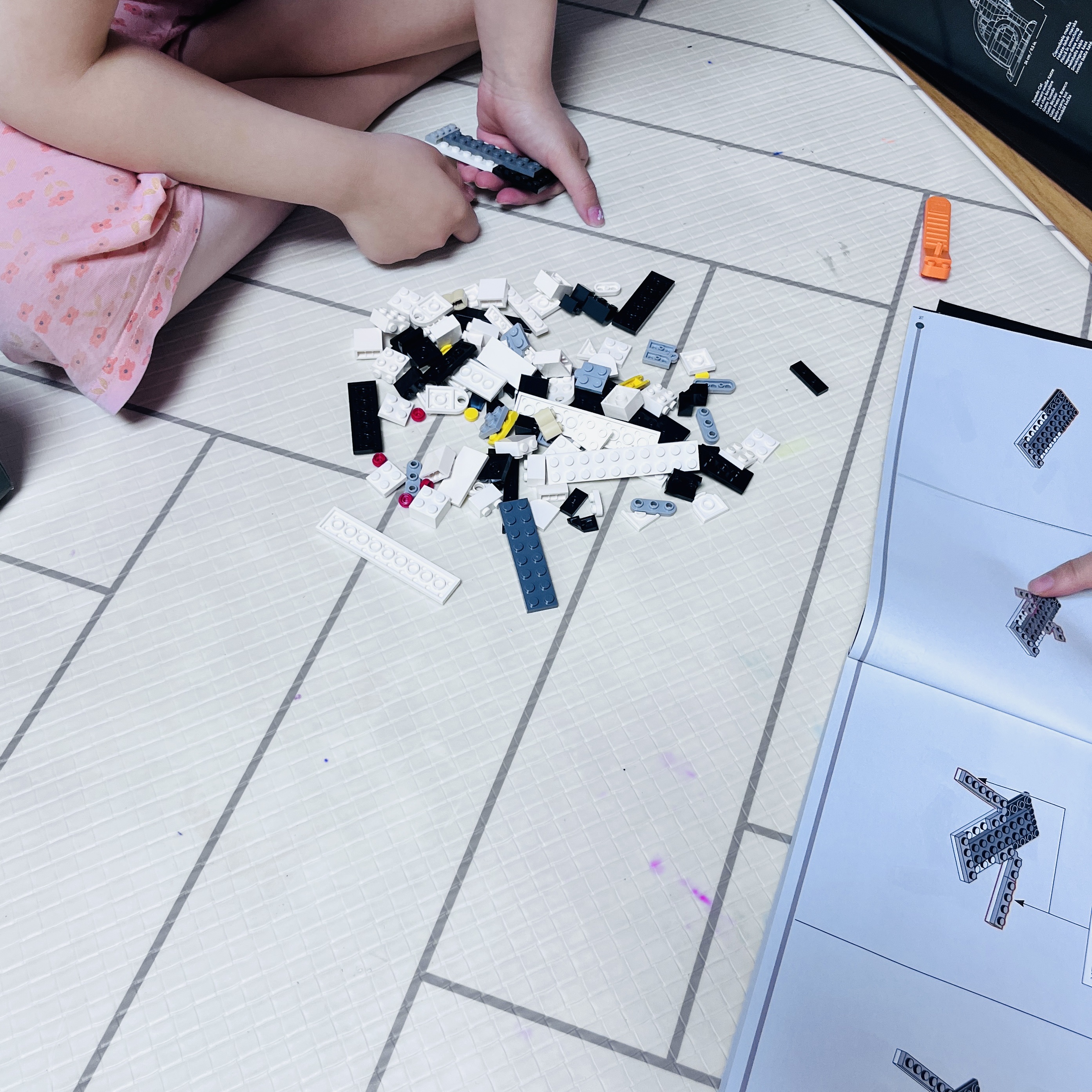 Jordan 11 Retro Low Concord, Lego Idea Tuxedo Cat 착용 스타일 - 3