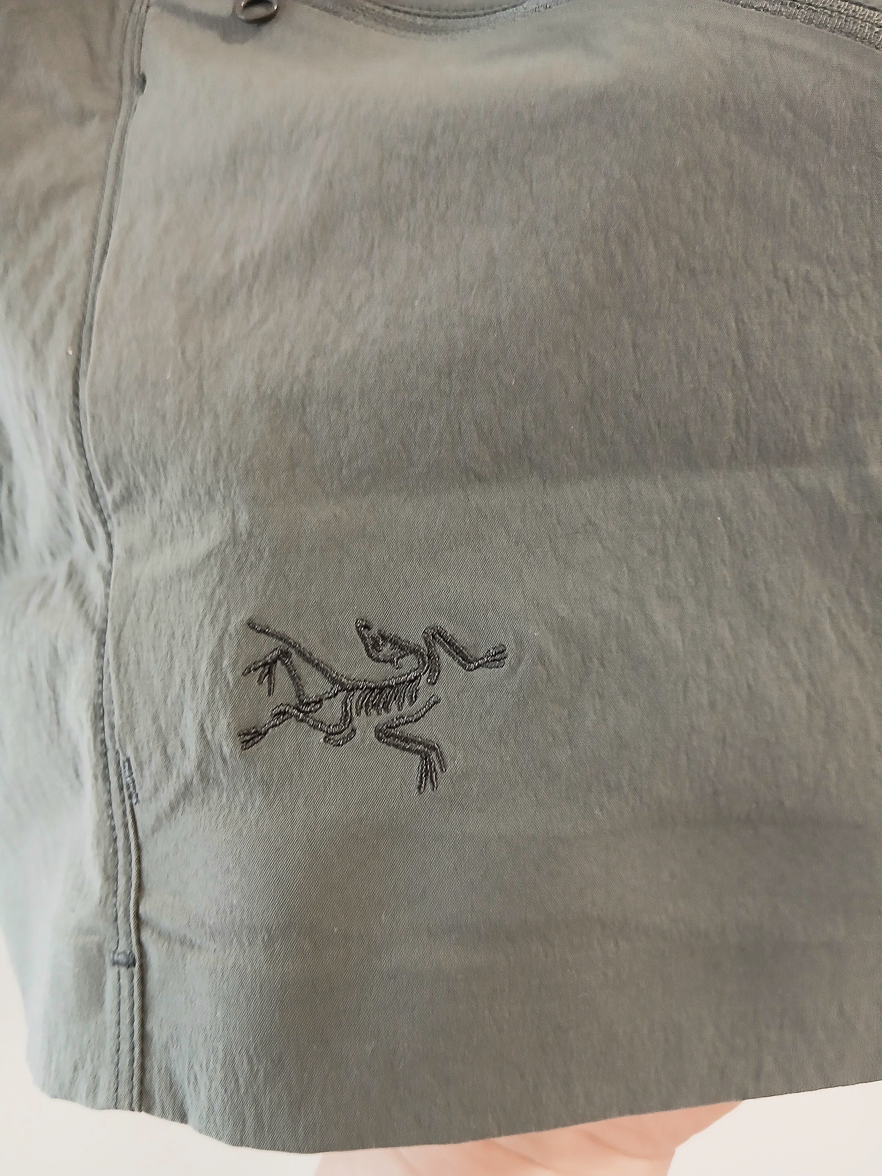 Arc'teryx Gamma Quick Dry Shorts 9 Inch Black 착용 스타일 - 7